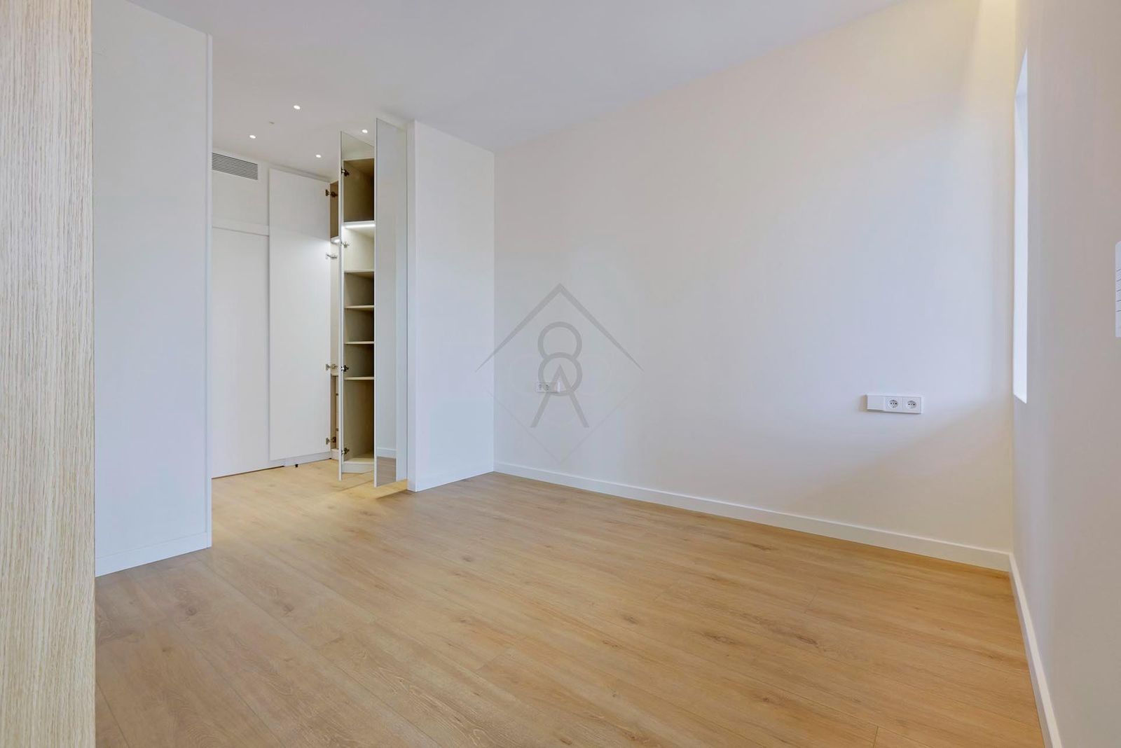 Piso de 3 dormitorios, 2 baños y 125m² en venta en Francesc Macià, Barcelona - foto 25 de 31