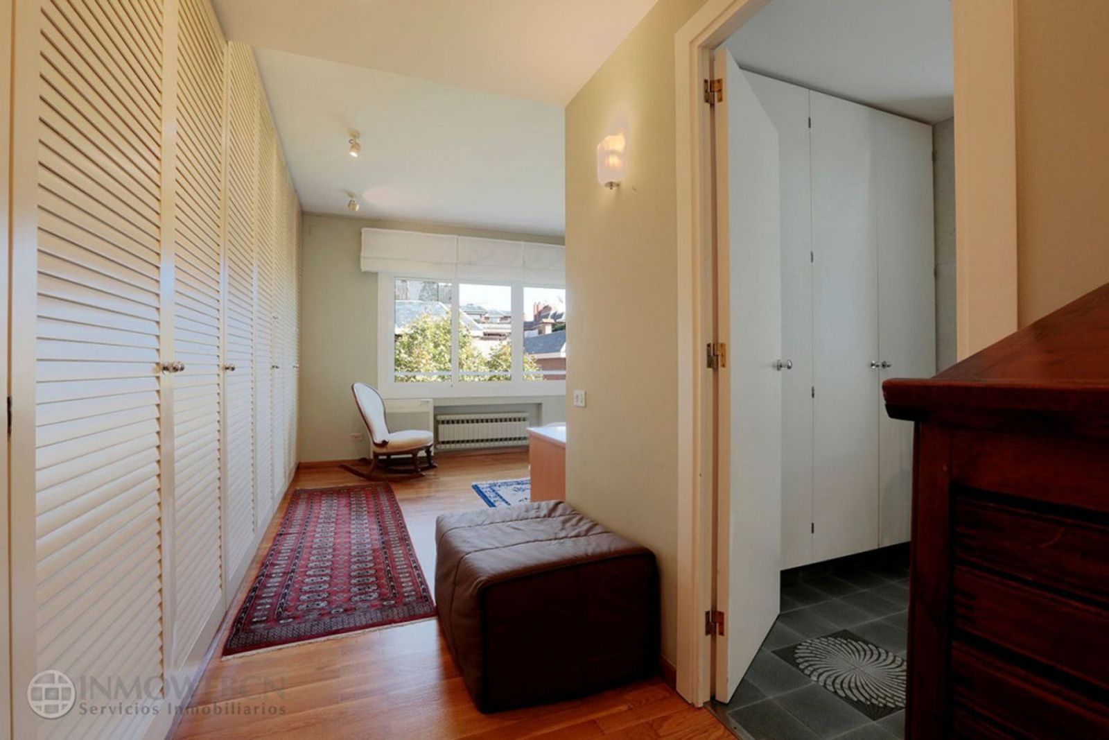 Apartamento de 3 dormitorios, 3 baños y 306m² en venta en Les Tres Torres, Barcelona - foto 15 de 30