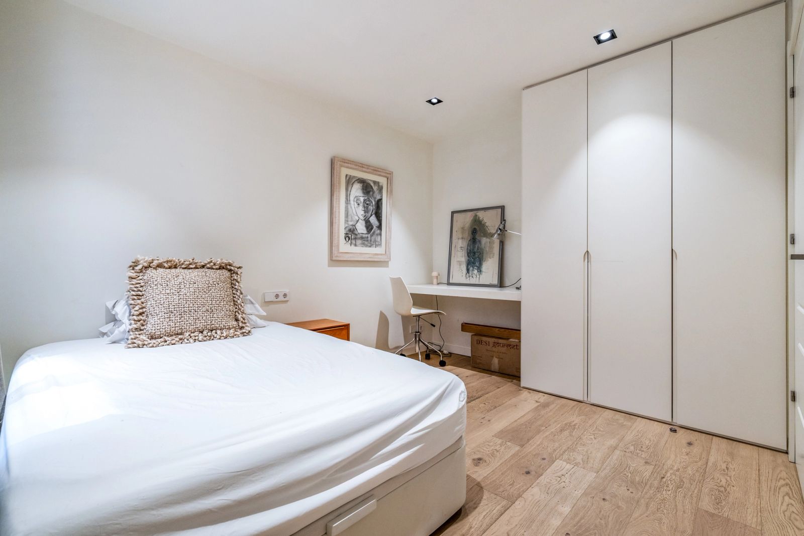 Piso de 3 dormitorios, 3 baños y 146m² en venta en Eixample, Barcelona - foto 21 de 40