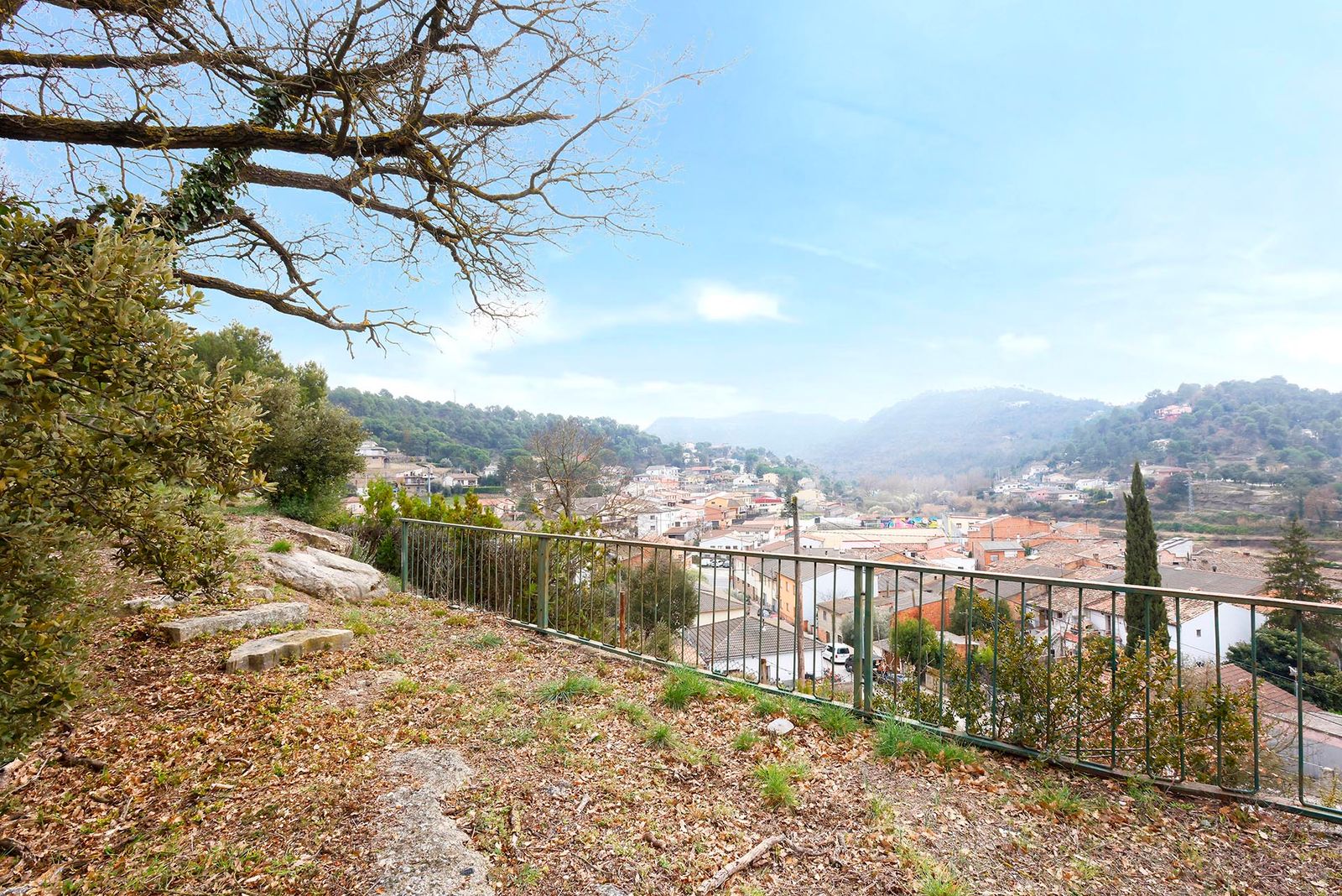 7-bedroom, 5-bathroom 365m² house for sale in Monistrol de Calders, Barcelona - photo 8 of 14