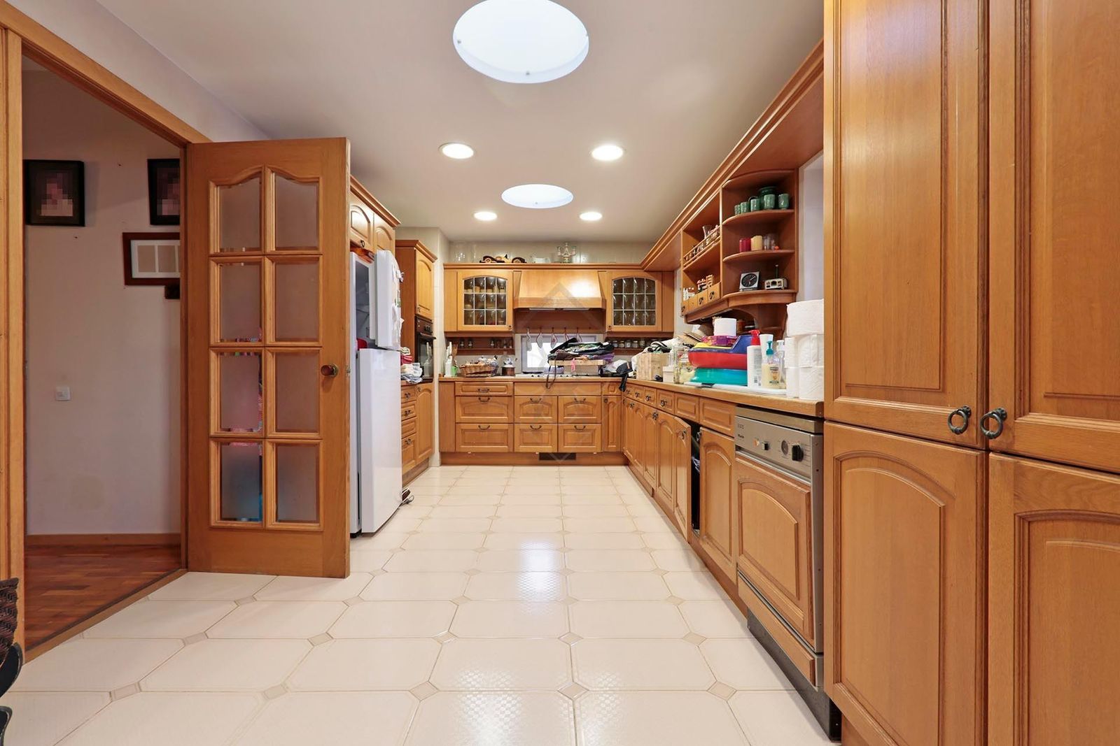 Casa de 6 dormitorios, 4 baños y 320m² en venta en Roda de Berà, Roda de Berà - foto 38 de 43