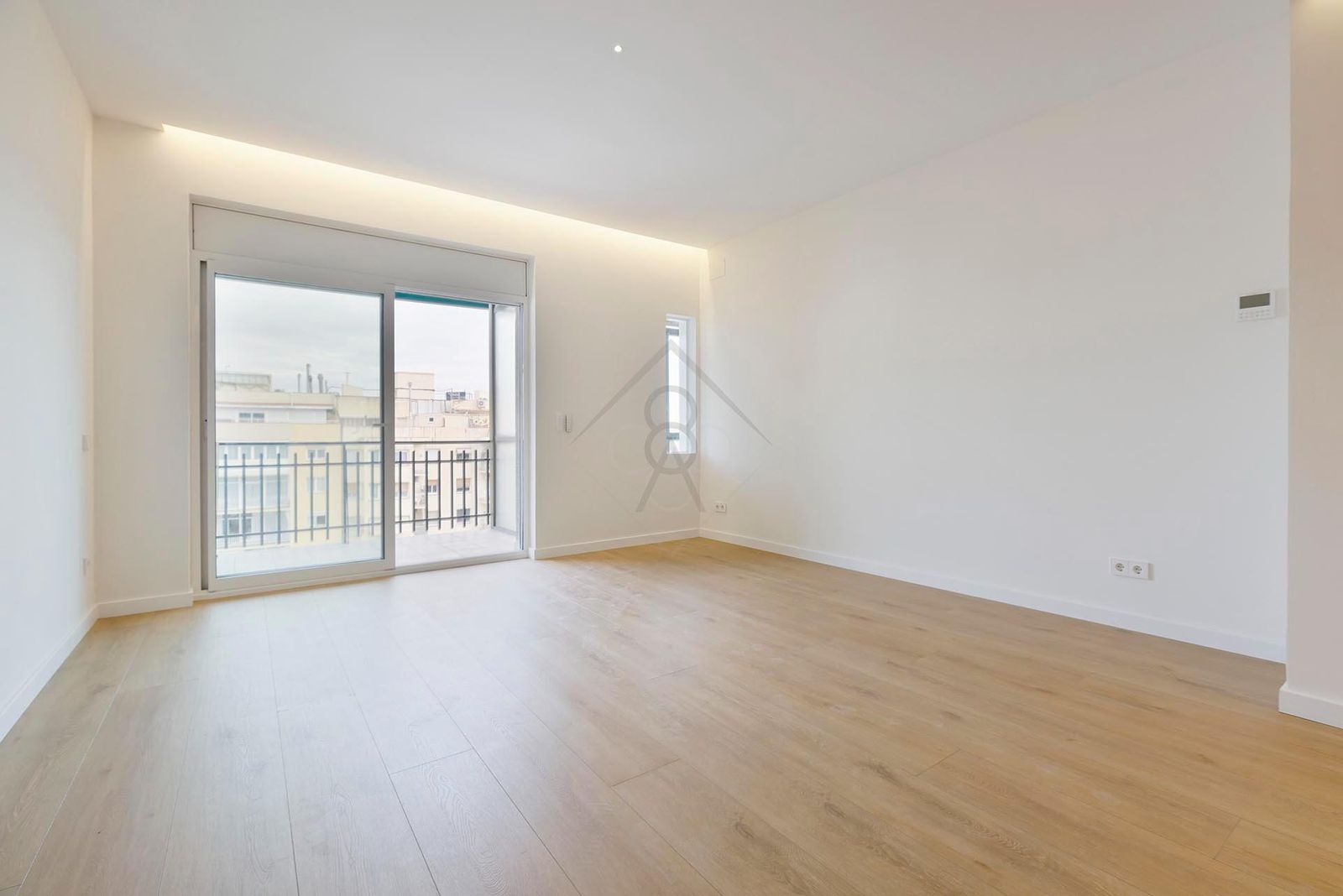 Piso de 3 dormitorios, 2 baños y 125m² en venta en Francesc Macià, Barcelona - foto 3 de 31