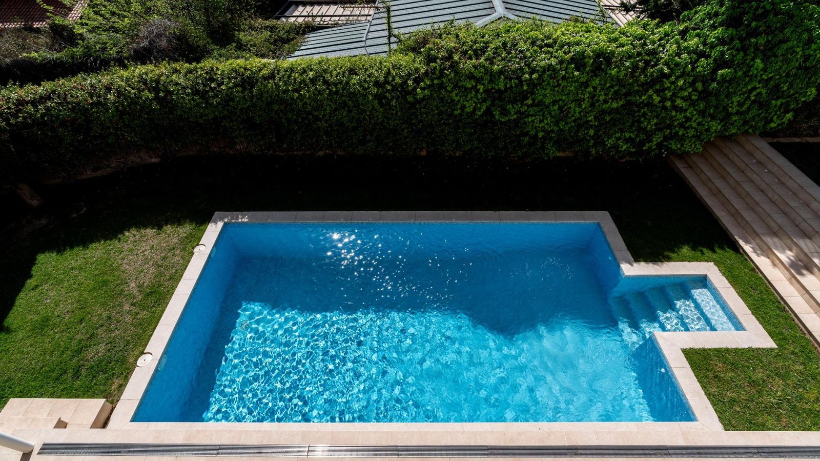 Casa de 4 dormitorios, 4 baños y 237m² en alquiler en Pedralbes, Barcelona - foto 29 de 82