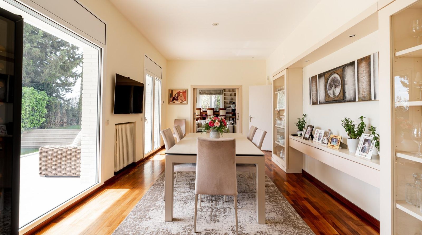 Casa de 4 dormitorios, 4 baños y 237m² en alquiler en Pedralbes, Barcelona - foto 63 de 82