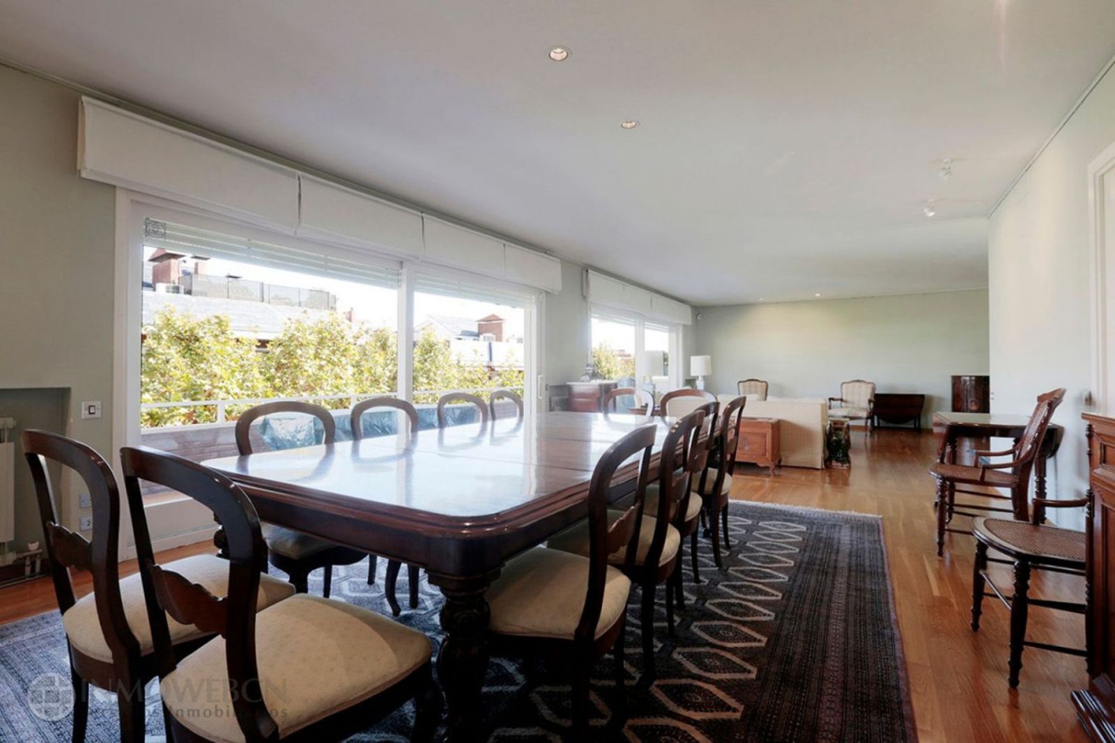 Apartamento de 3 dormitorios, 3 baños y 306m² en venta en Les Tres Torres, Barcelona - foto 8 de 30