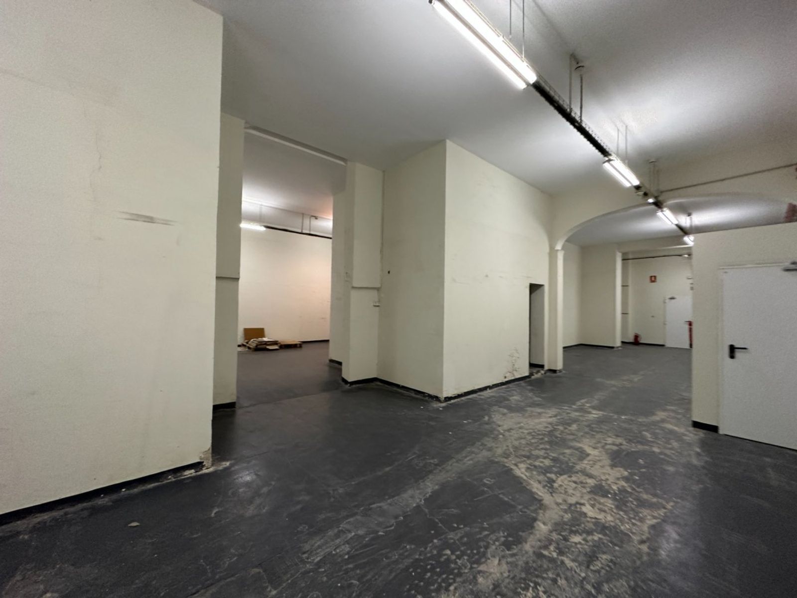 Propiedad de 4 dormitorios, 4 baños y 200m² en alquiler en Eixample, Barcelona - foto 12 de 25