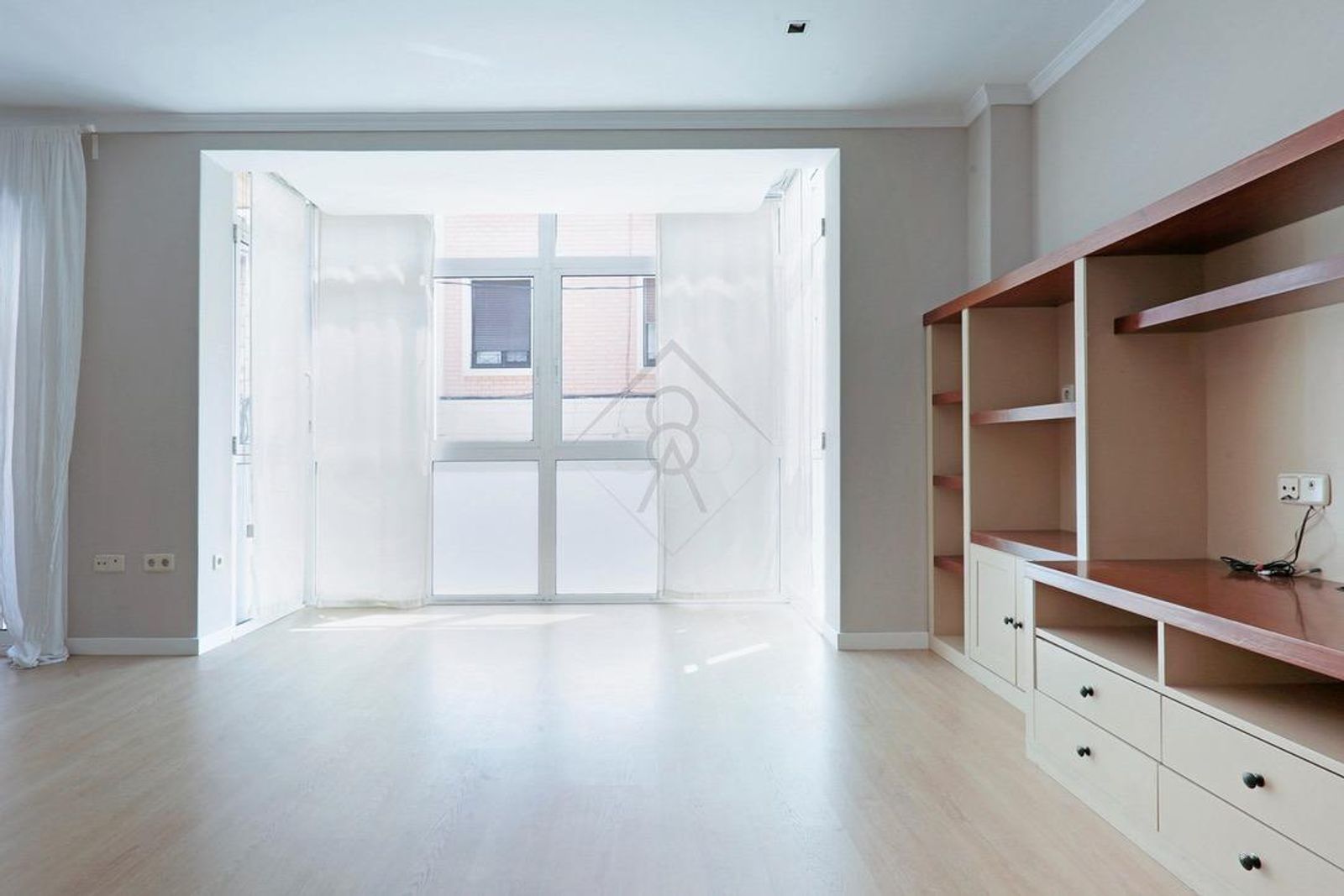 Apartamento de 4 dormitorios, 2 baños y 150m² en venta en Les Tres Torres, Barcelona - foto 6 de 30