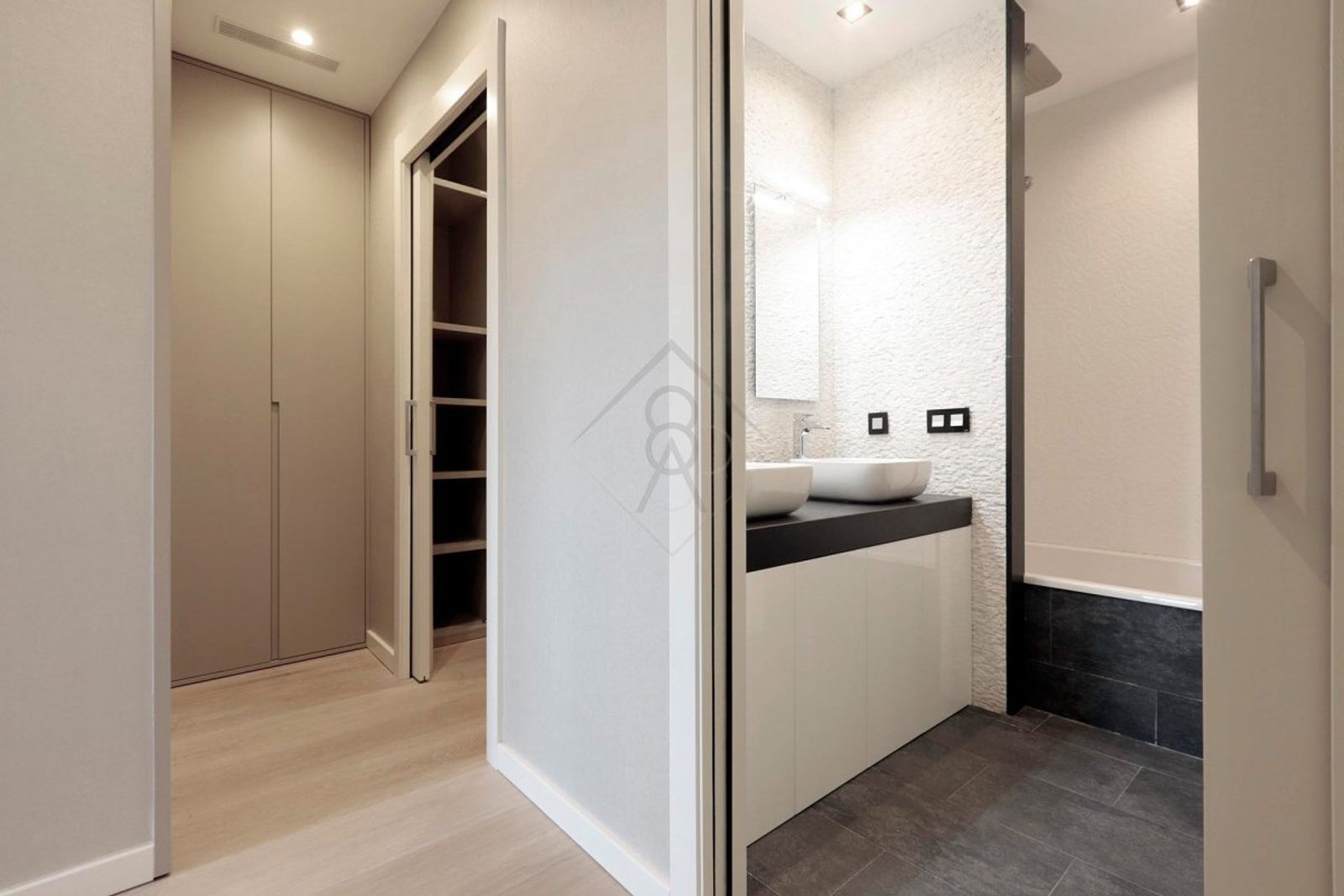 Apartamento de 3 dormitorios, 2 baños y 114m² en venta en Les Corts, Barcelona - foto 20 de 39