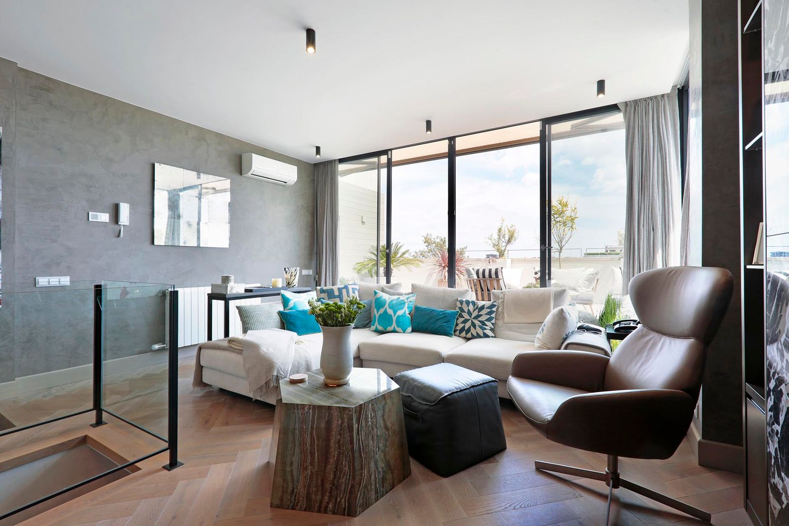 3-bedroom, 4-bathroom 240m² penthouse for sale in Pedralbes, Barcelona - photo 18 of 48