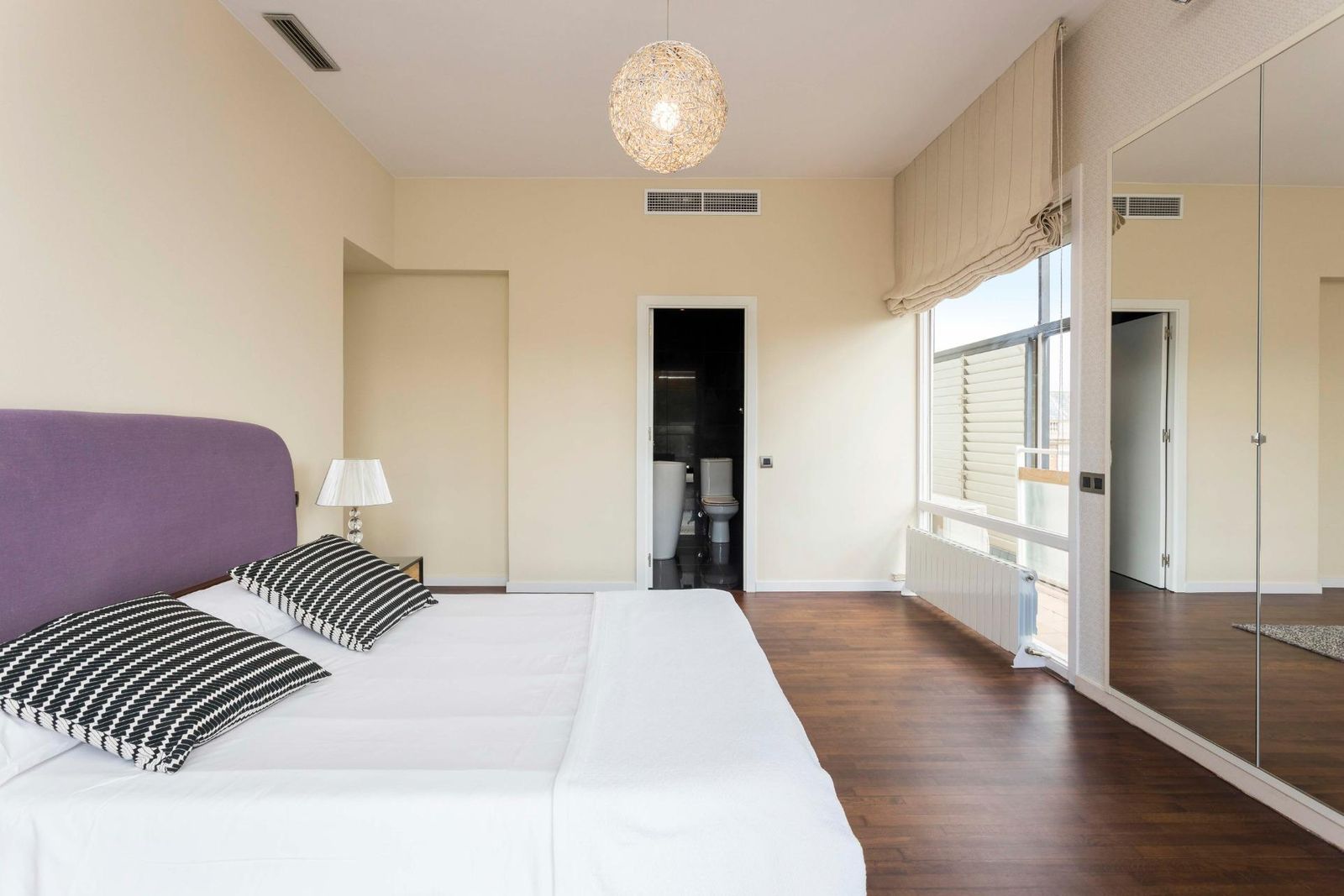 Ático de 4 dormitorios, 4 baños y 350m² en alquiler en Pedralbes, Barcelona - foto 70 de 89