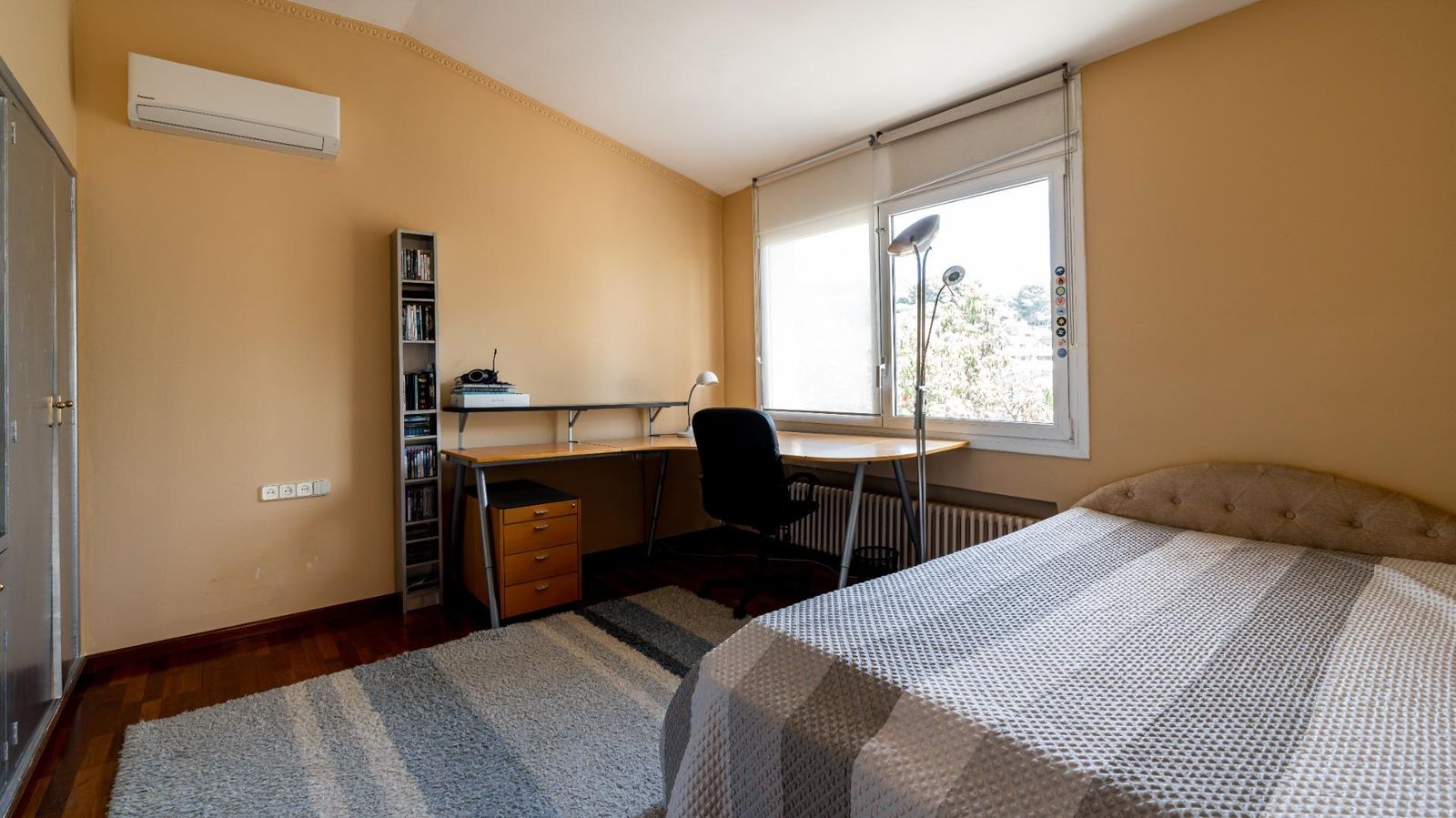 Casa de 4 dormitorios, 4 baños y 237m² en alquiler en Pedralbes, Barcelona - foto 45 de 82