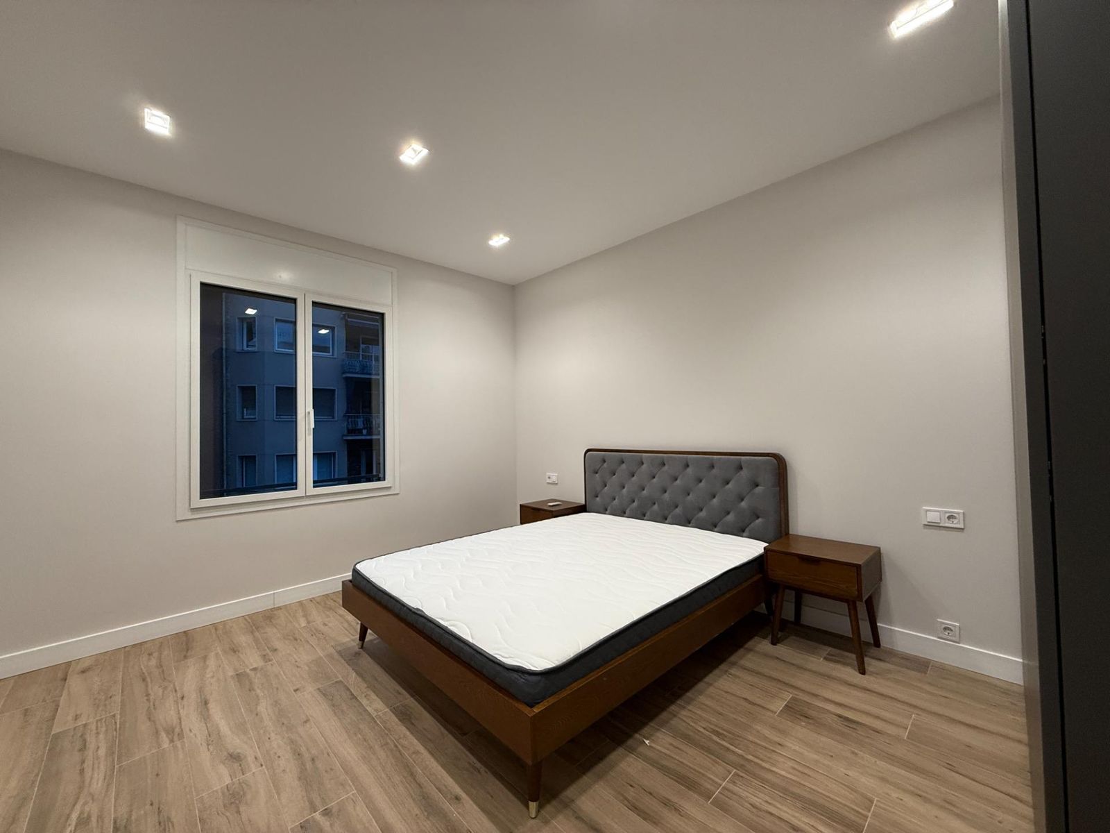 Piso de 4 dormitorios, 2 baños y 140m² en venta en Eixample, Barcelona - foto 22 de 37