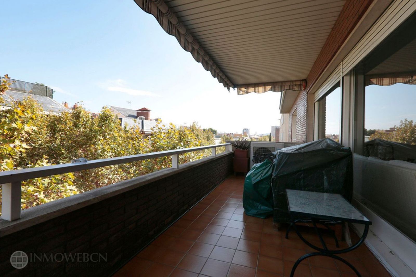 Apartamento de 3 dormitorios, 3 baños y 306m² en venta en Les Tres Torres, Barcelona - foto 10 de 30