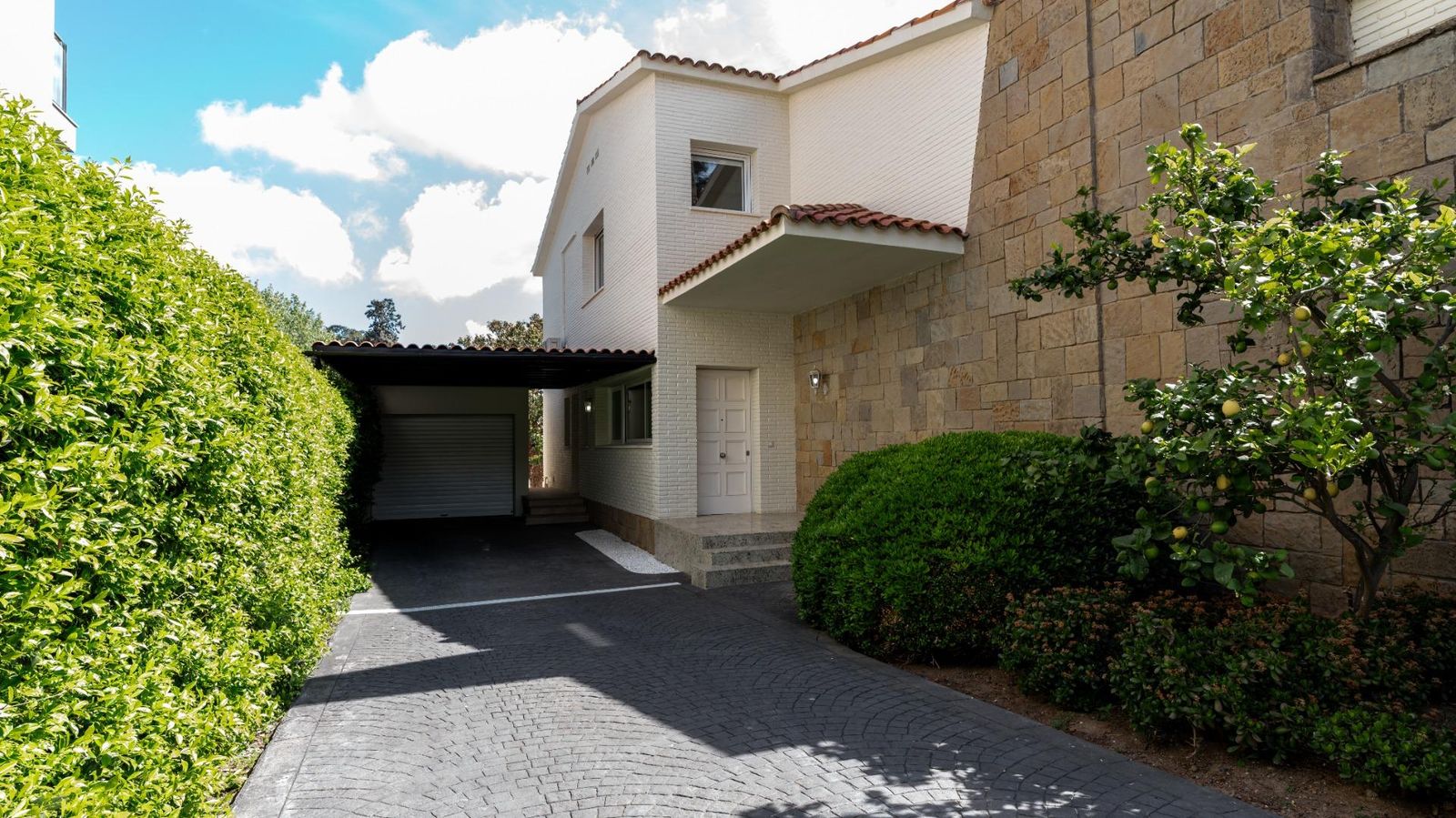 Casa de 4 dormitorios, 4 baños y 237m² en alquiler en Pedralbes, Barcelona - foto 79 de 82