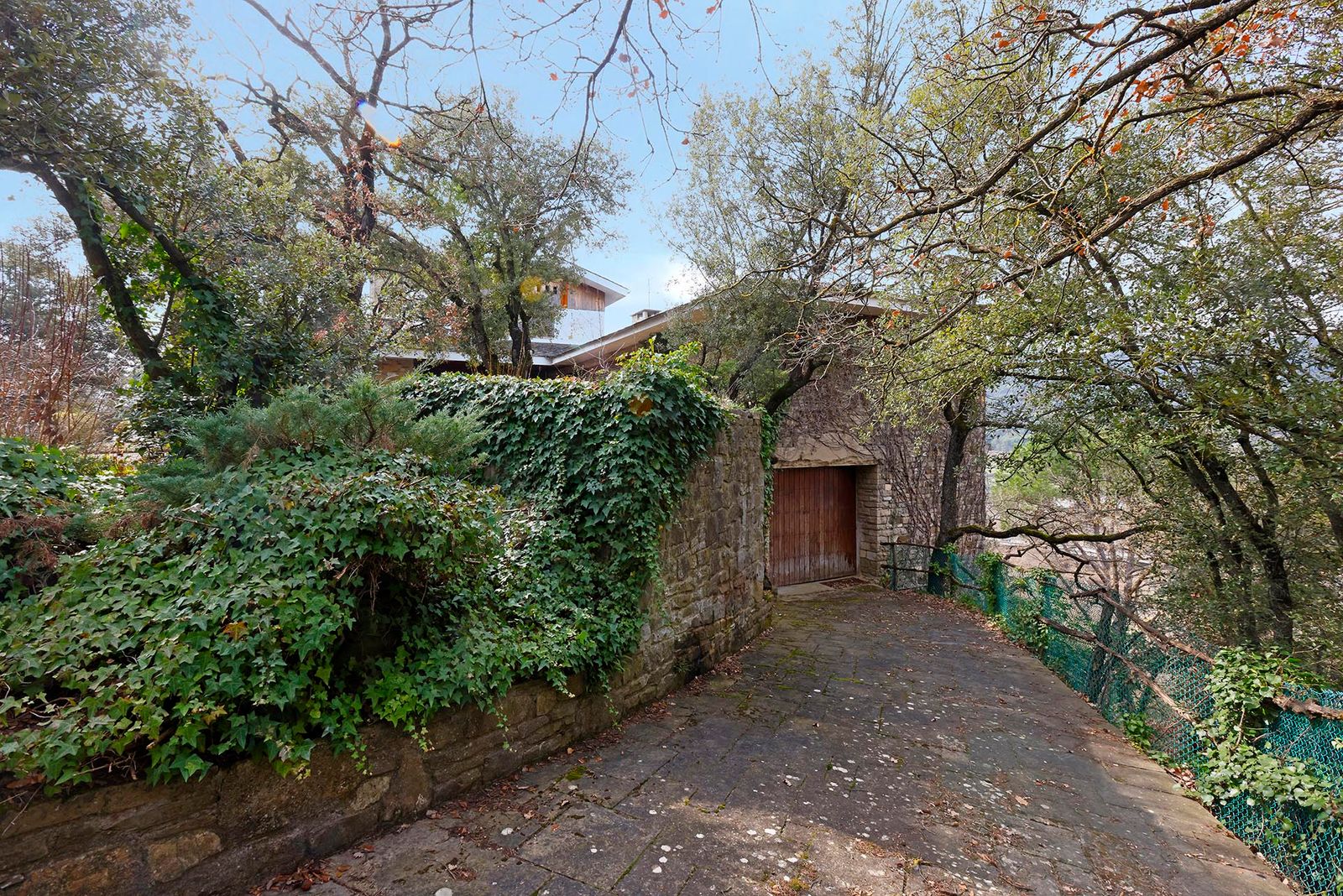 7-bedroom, 5-bathroom 365m² house for sale in Monistrol de Calders, Barcelona - photo 12 of 14
