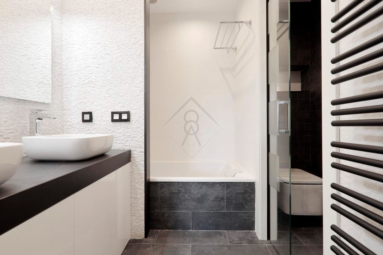 Apartamento de 3 dormitorios, 2 baños y 114m² en venta en Les Corts, Barcelona - foto 33 de 39