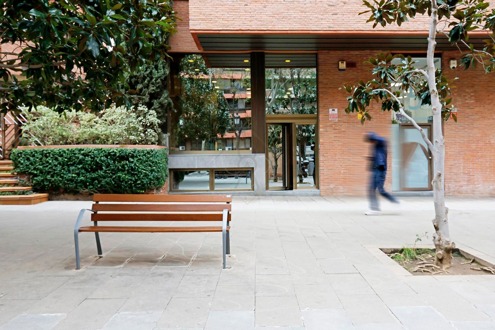 Oficina de 4 dormitorios, 2 baños y 170m² en alquiler en Les Tres Torres, Barcelona - foto 29 de 29