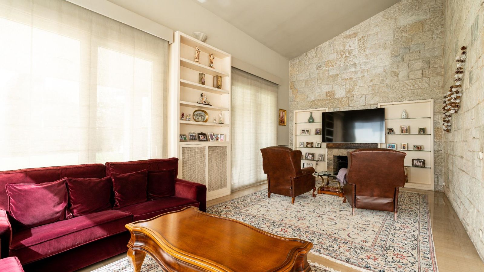 Casa de 4 dormitorios, 4 baños y 237m² en alquiler en Pedralbes, Barcelona - foto 52 de 82