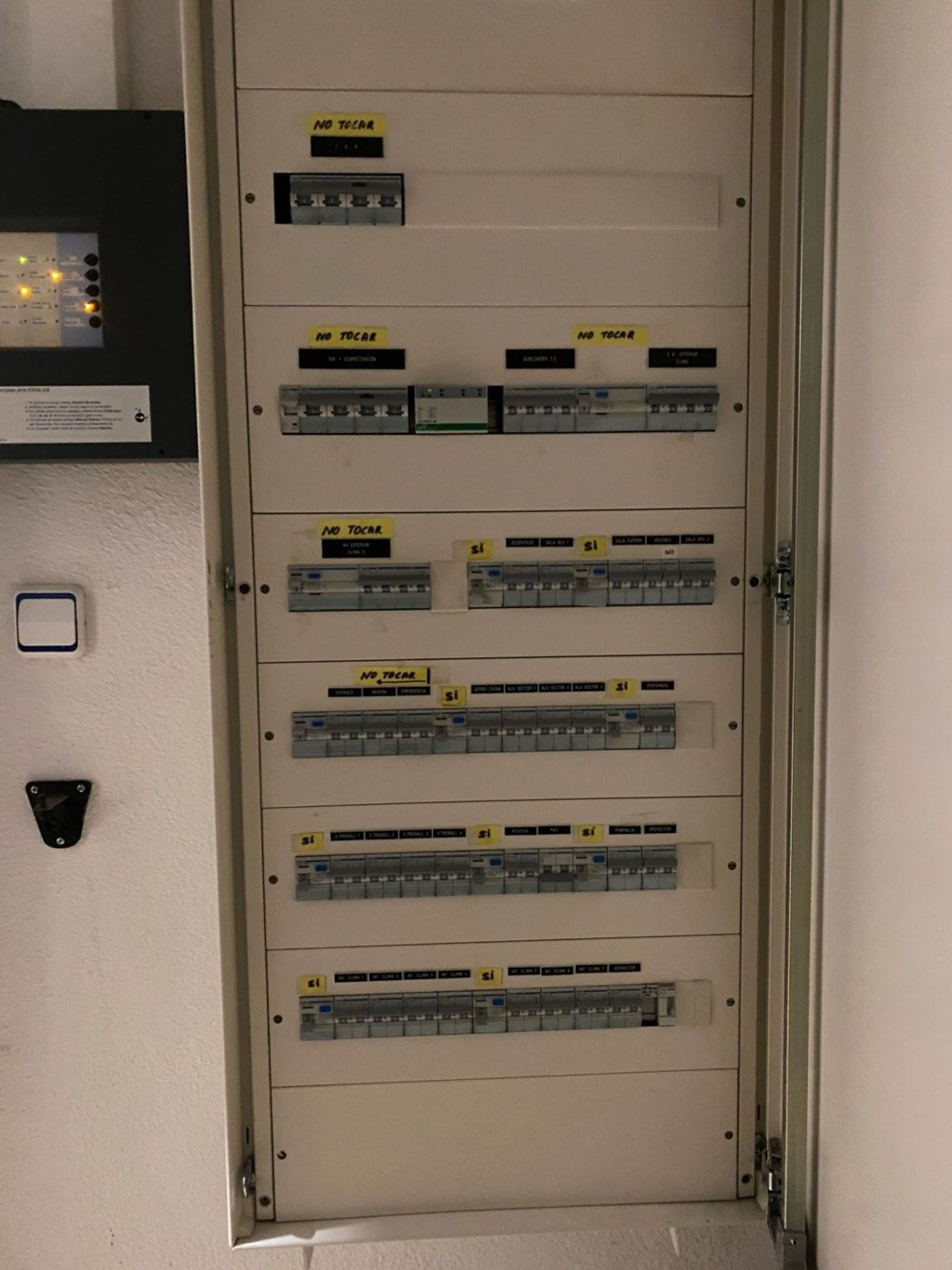 Oficina de 4 baños y 754m² en alquiler en Eixample, Barcelona - foto 23 de 30