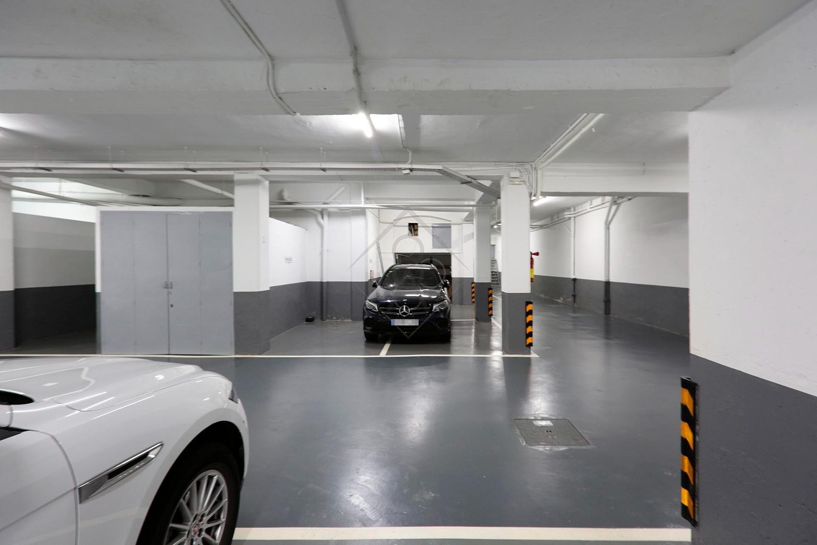 Apartamento de 3 dormitorios, 2 baños y 150m² en venta en Les Tres Torres, Barcelona - foto 53 de 57