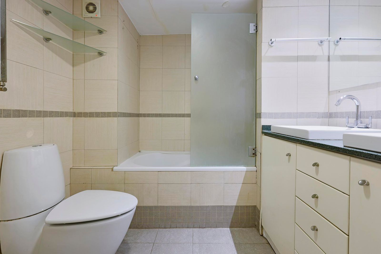 Piso de 4 dormitorios, 2 baños y 137m² en venta en Sarrià - Sant Gervasi, Barcelona - foto 13 de 28