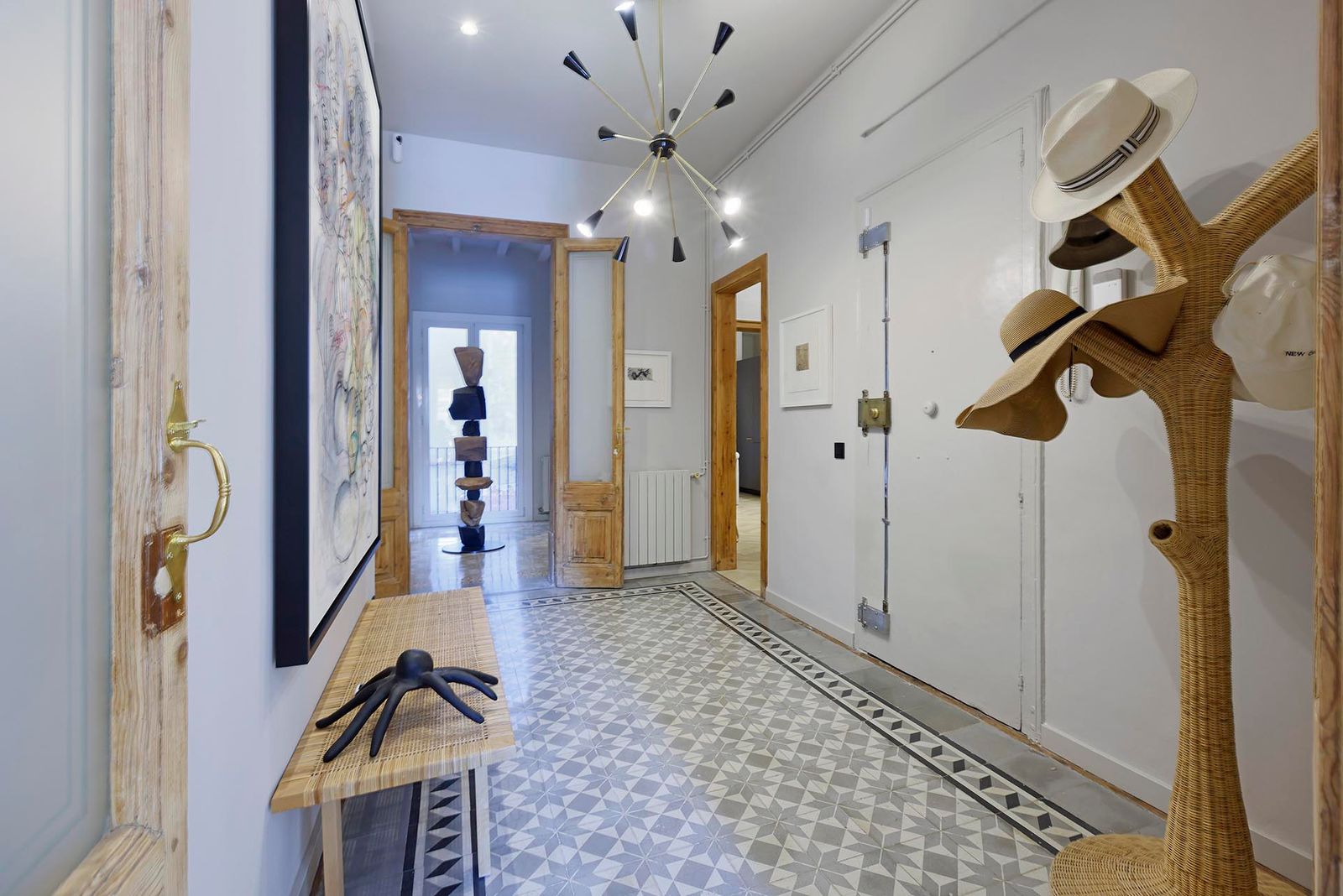 Piso de 3 dormitorios, 2 baños y 150m² en venta en Barrio Gótico, Barcelona - foto 17 de 27
