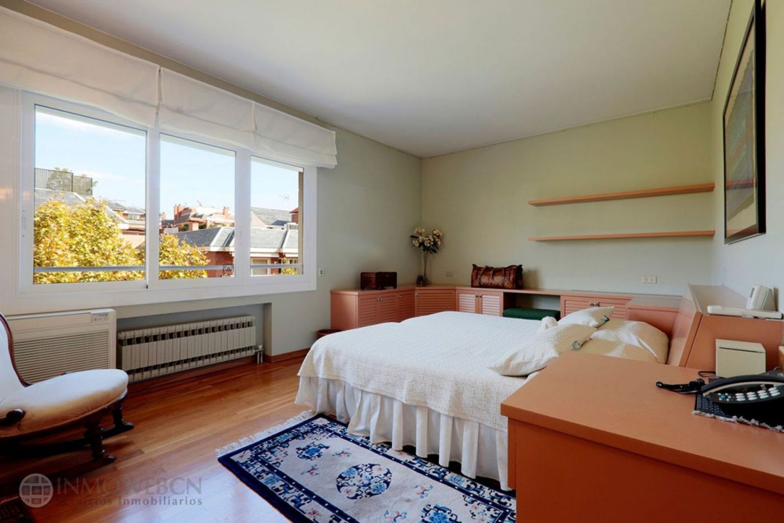 Apartamento de 3 dormitorios, 3 baños y 306m² en venta en Les Tres Torres, Barcelona - foto 12 de 30