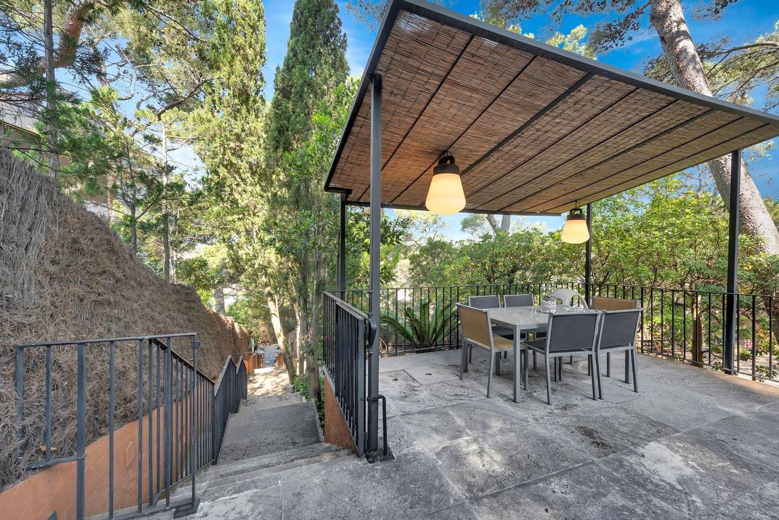 Casa de 6 dormitorios, 6 baños y 450m² en venta en Llafranc, Palafrugell - foto 45 de 50