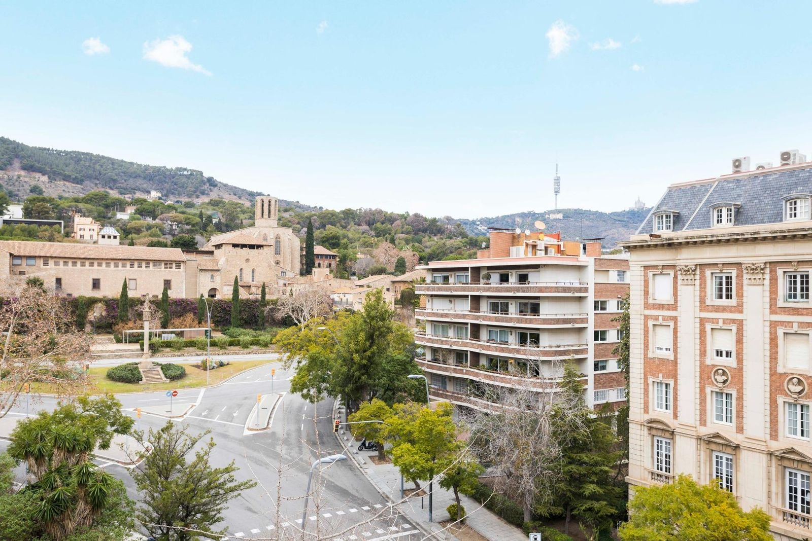 Ático de 4 dormitorios, 4 baños y 350m² en alquiler en Pedralbes, Barcelona - foto 78 de 89