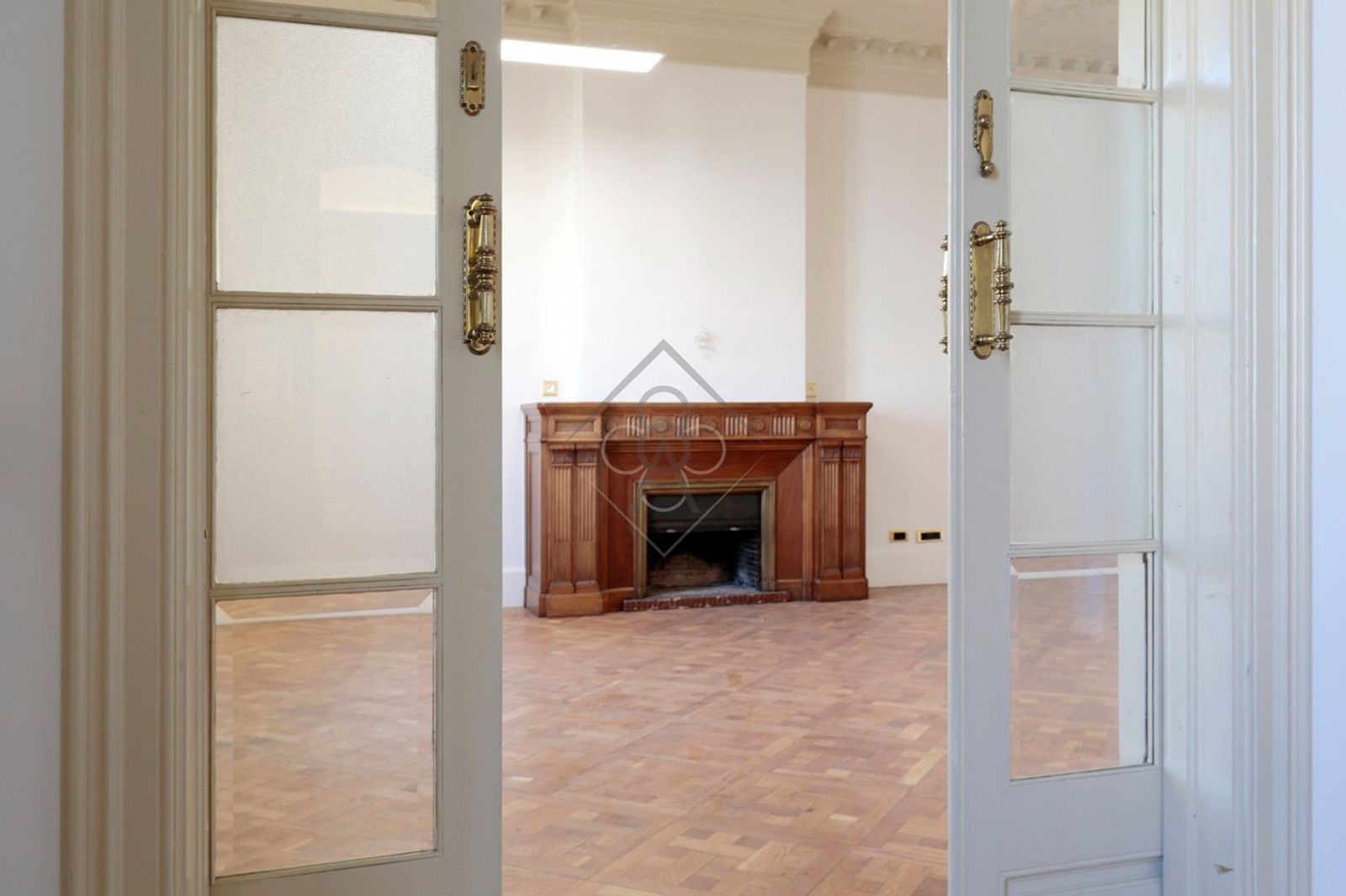 Oficina de 4 baños y 550m² en alquiler en Eixample, Barcelona - foto 19 de 33