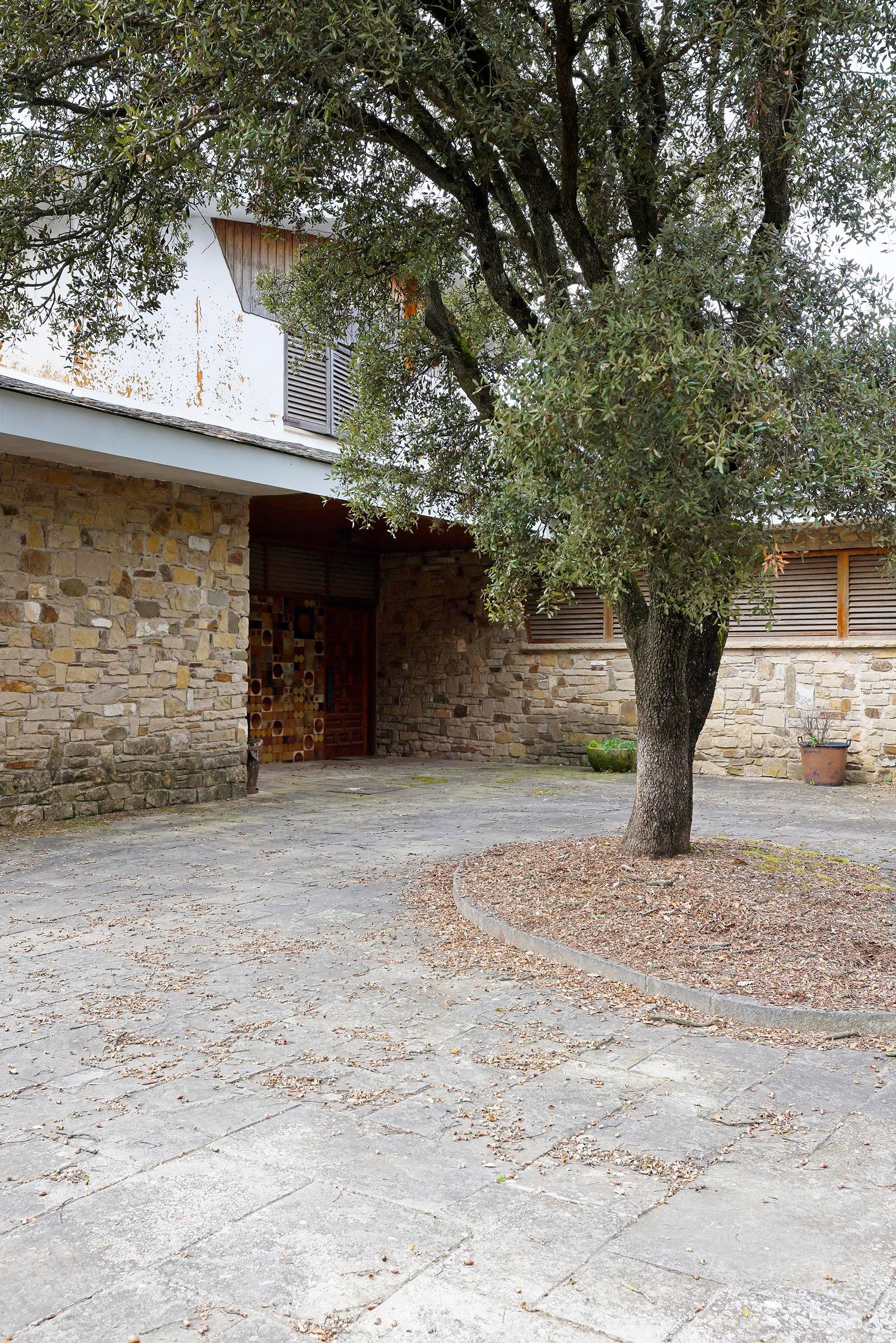 7-bedroom, 5-bathroom 365m² house for sale in Monistrol de Calders, Barcelona - photo 5 of 14