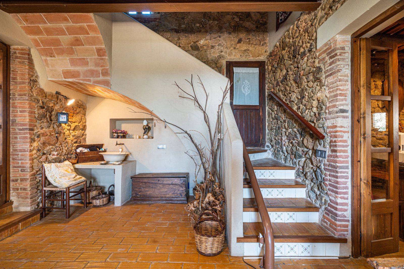 Casa de 3 dormitorios, 2 baños y 274m² en venta en Massanas, Massanas - foto 37 de 80