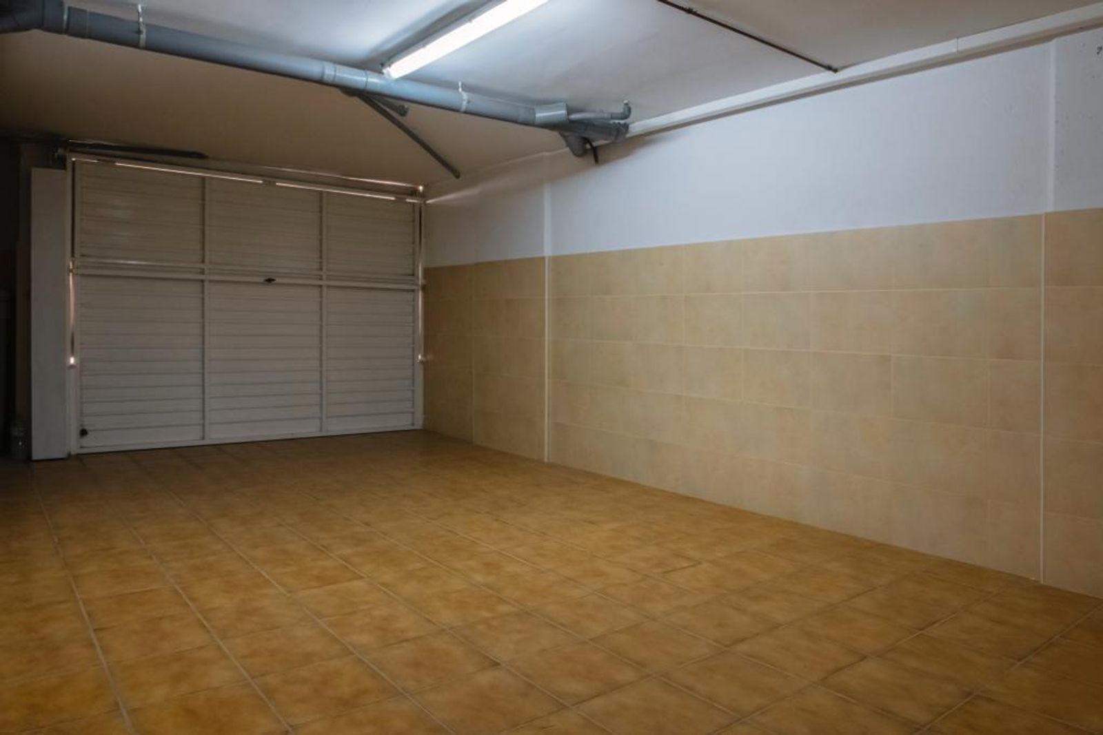 5-bedroom, 4-bathroom 200m² townhouse for sale in Calafell - photo 6 of 14