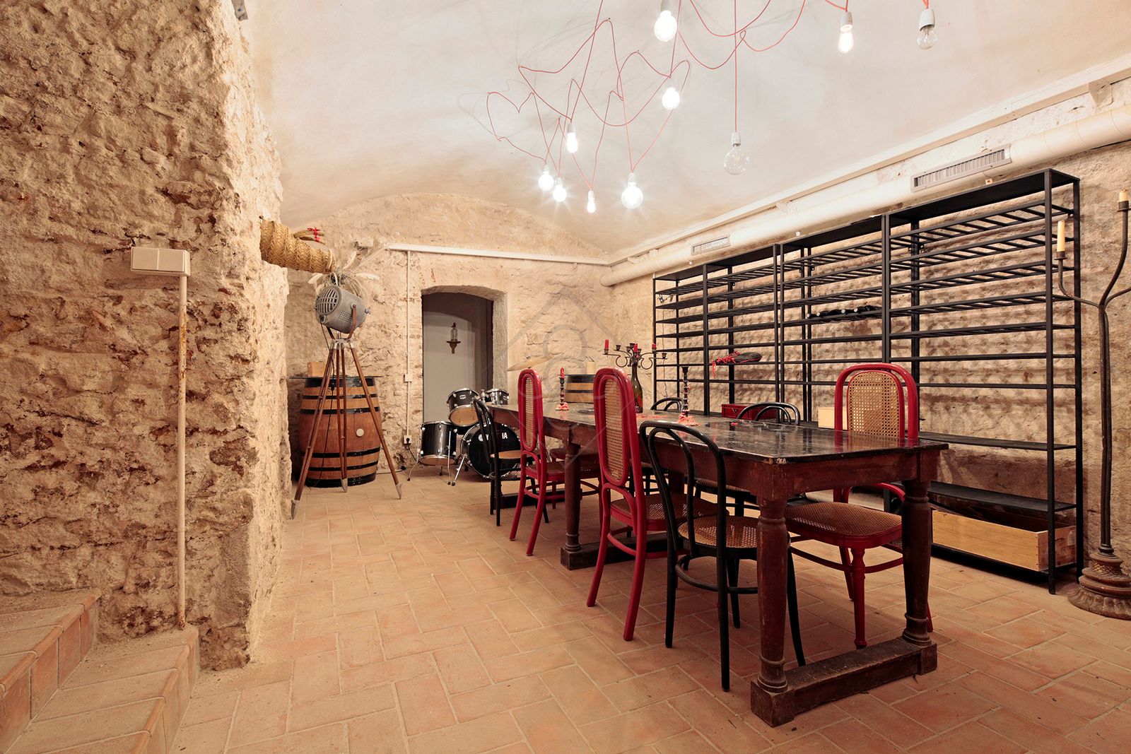 Loft de 3 dormitorios, 2 baños y 300m² en venta en Barrio Gótico, Barcelona - foto 31 de 38