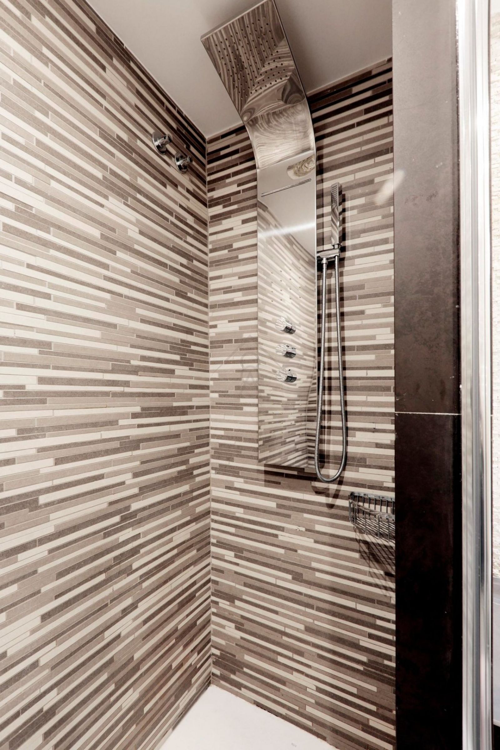 Apartamento de 3 dormitorios, 2 baños y 114m² en venta en Les Corts, Barcelona - foto 17 de 39