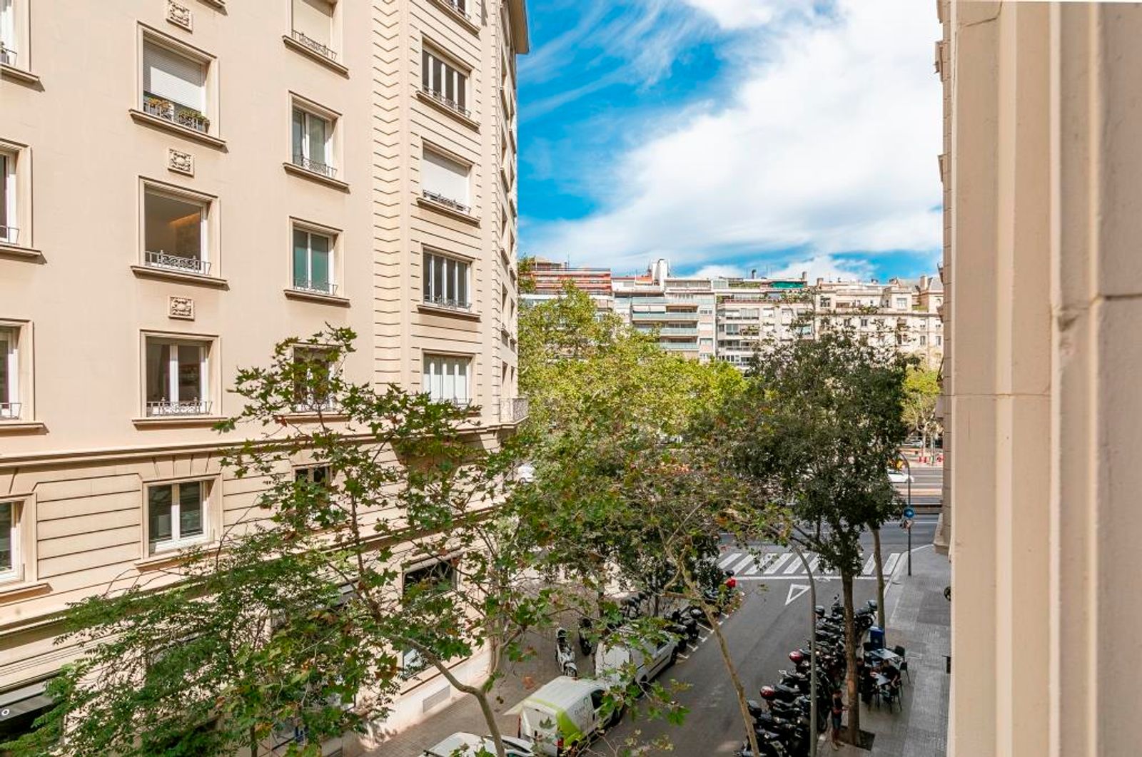 Piso de 4 dormitorios, 2 baños y 152m² en venta en Les Corts, Barcelona - foto 41 de 43