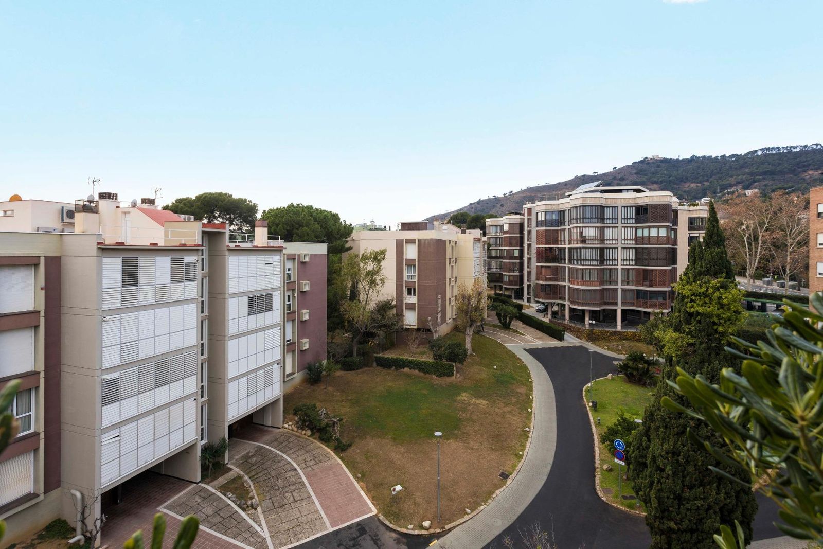 Ático de 4 dormitorios, 4 baños y 350m² en alquiler en Pedralbes, Barcelona - foto 60 de 89