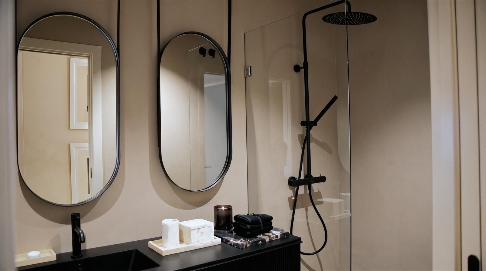Piso de 3 dormitorios, 2 baños y 111m² en venta en Barrio Gótico, Barcelona - foto 23 de 26