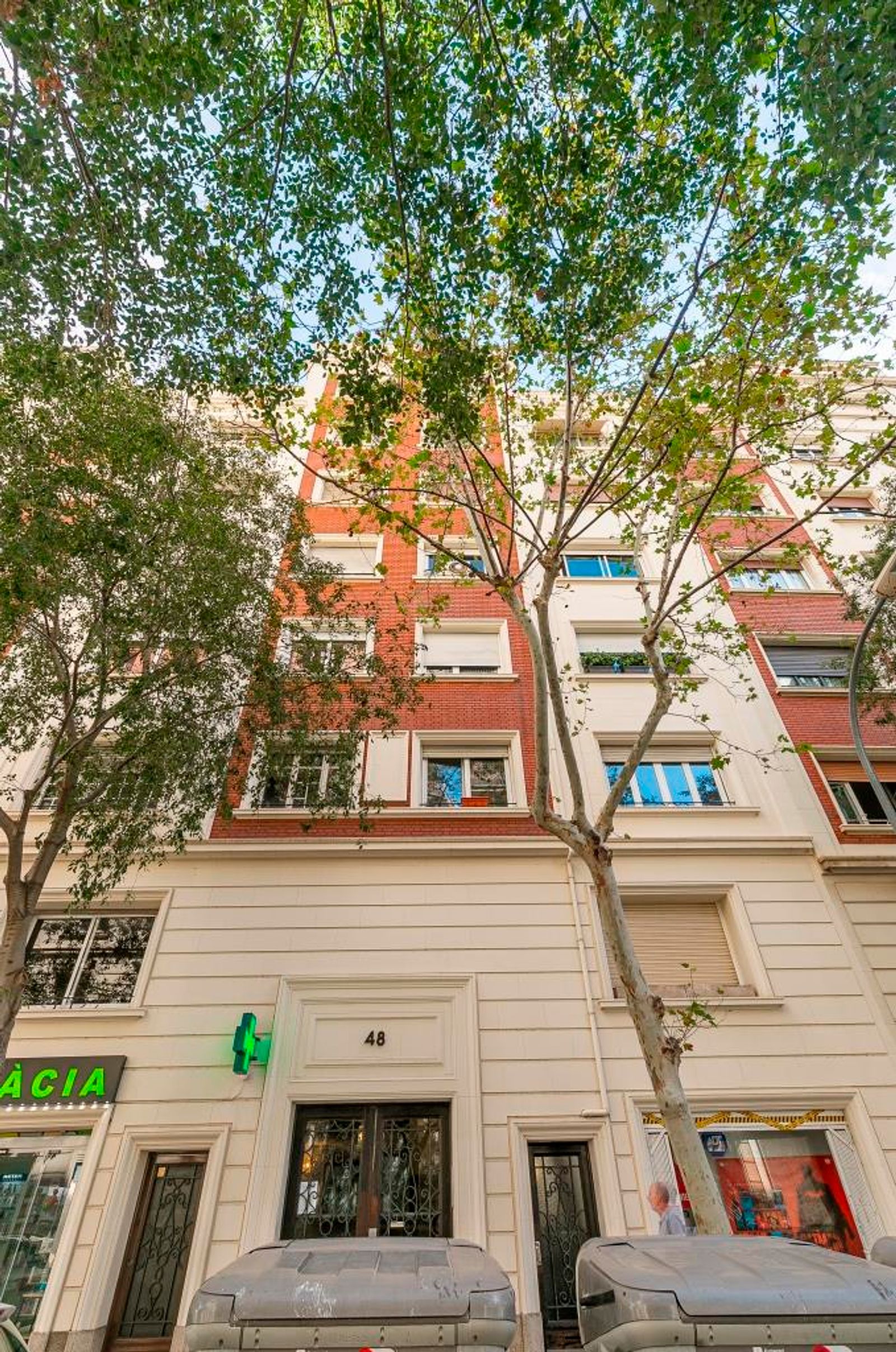 Piso de 4 dormitorios, 2 baños y 152m² en venta en Les Corts, Barcelona - foto 42 de 43