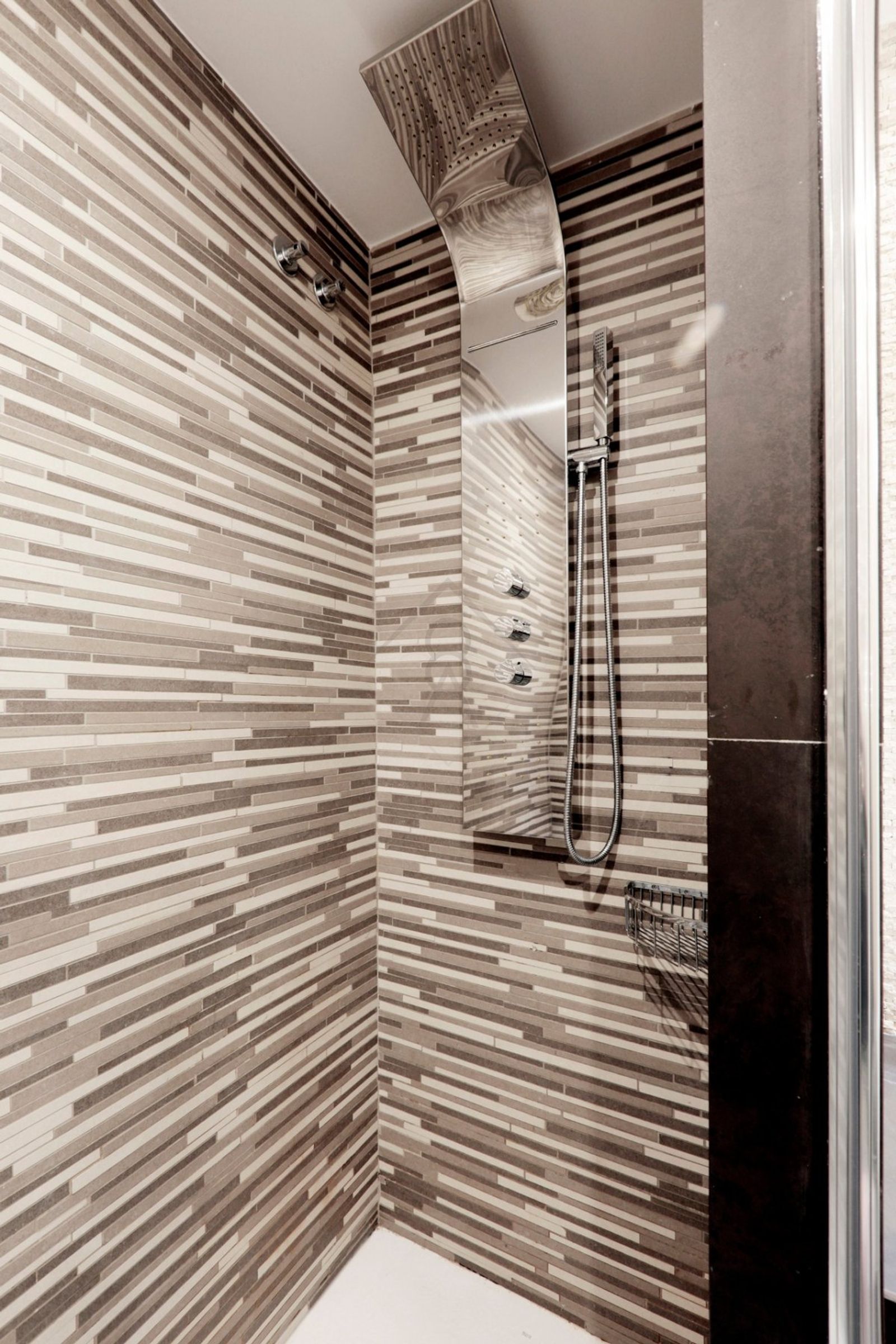 Apartamento de 3 dormitorios, 2 baños y 114m² en venta en Les Corts, Barcelona - foto 29 de 39