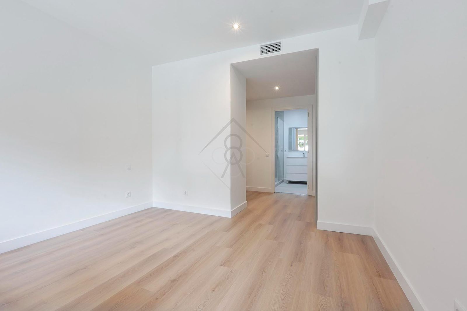 Apartamento de 4 dormitorios, 2 baños y 150m² en venta en Bonanova, Barcelona - foto 26 de 30