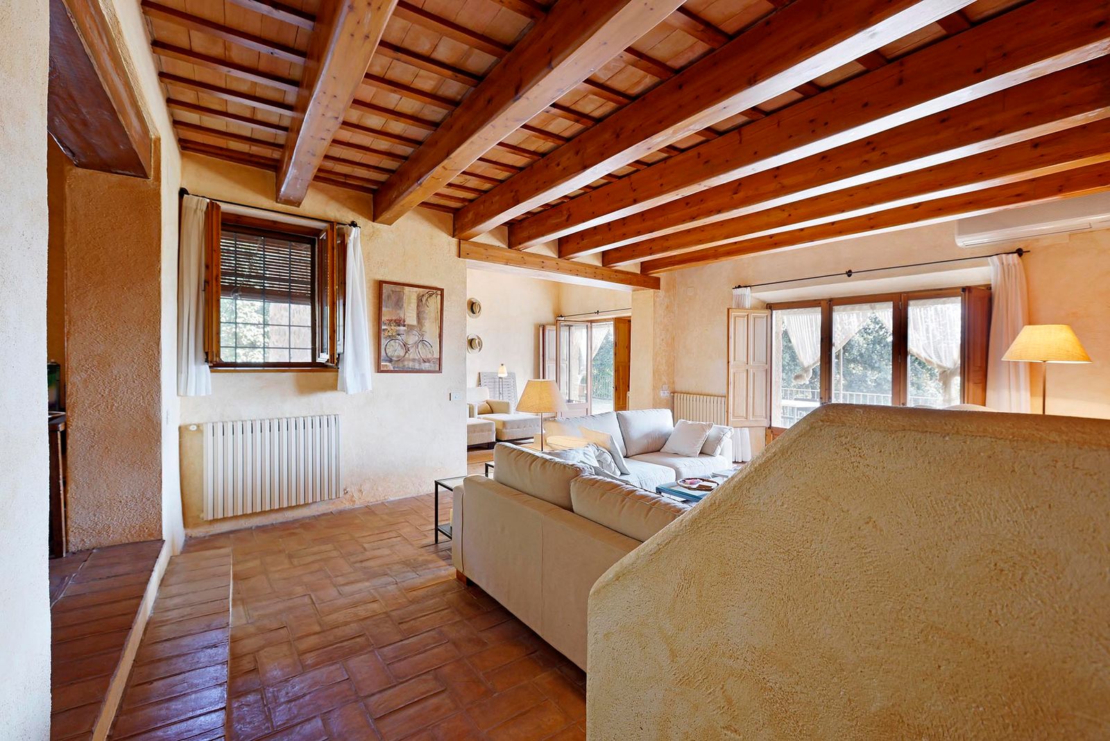 Propiedad de 3 dormitorios, 3 baños y 260m² en venta en Castell del Emporda, La Bisbal - foto 8 de 50