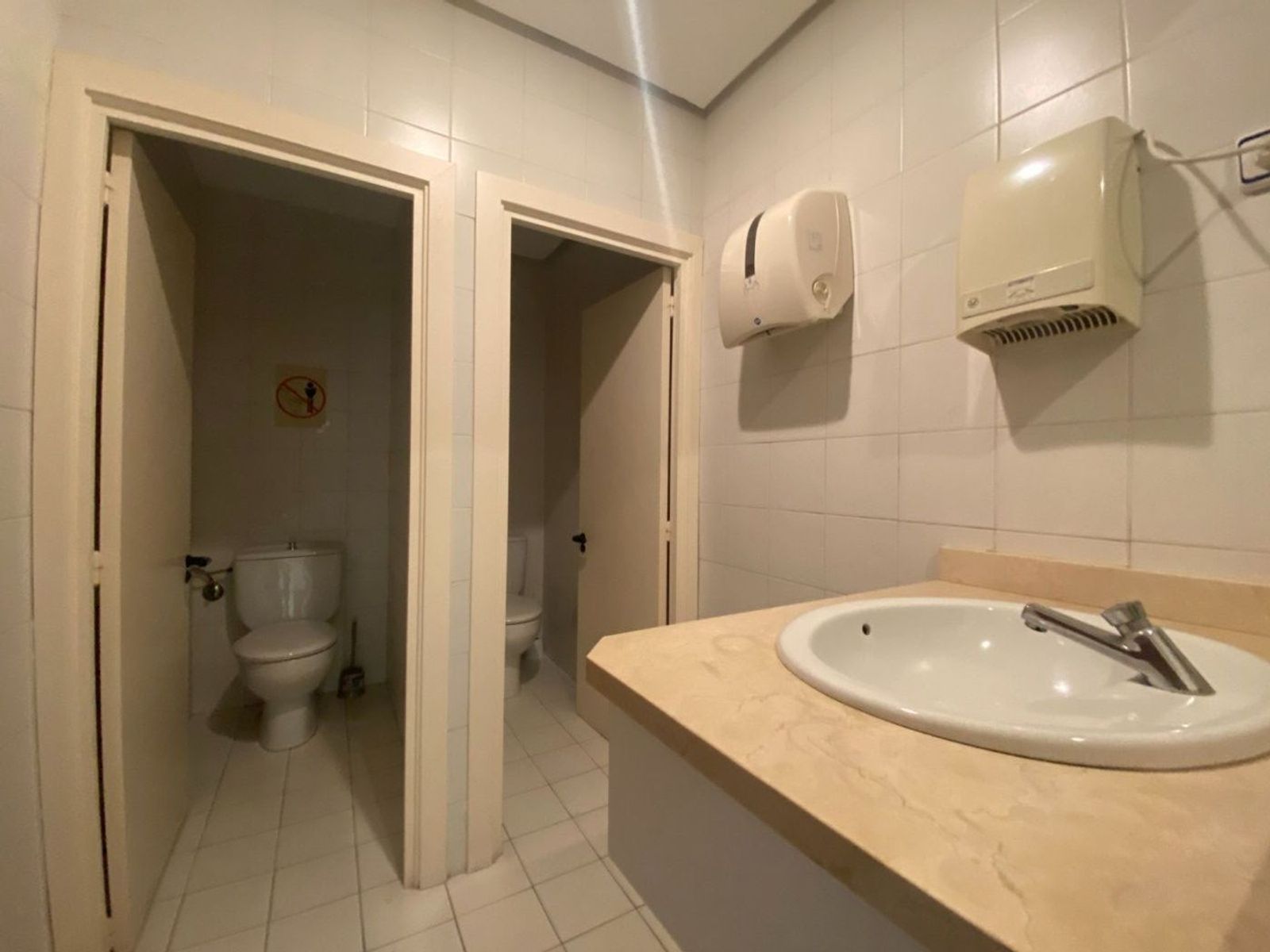 Oficina de 4 baños y 754m² en alquiler en Eixample, Barcelona - foto 11 de 30