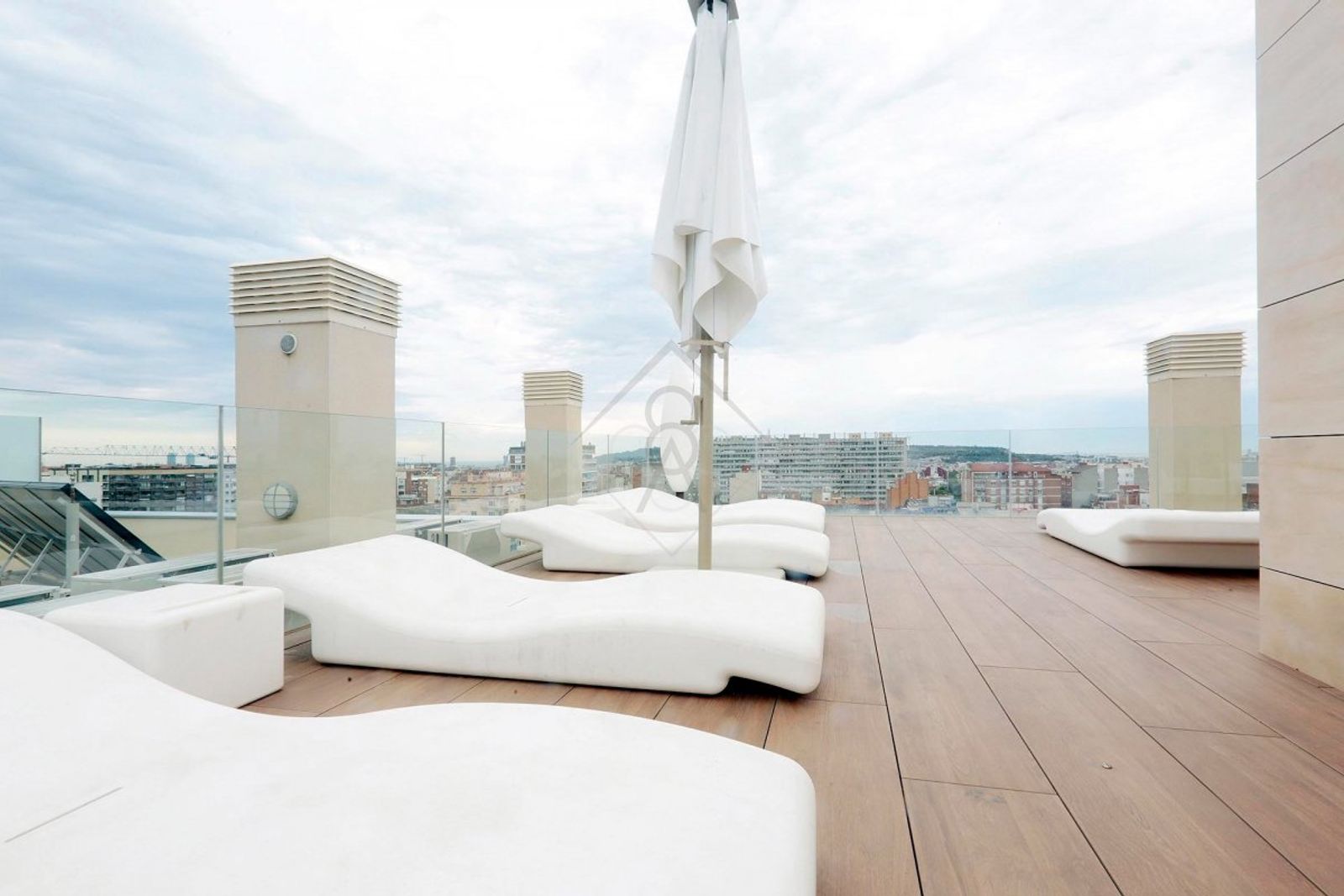 Apartamento de 3 dormitorios, 2 baños y 114m² en venta en Les Corts, Barcelona - foto 34 de 39