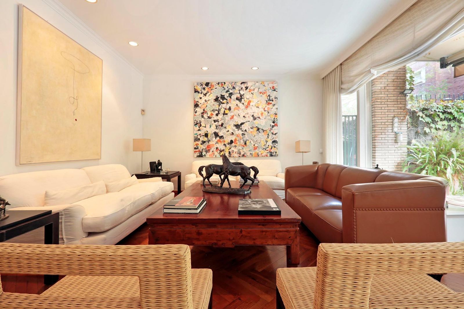 Apartamento de 3 dormitorios, 2 baños y 150m² en venta en Les Tres Torres, Barcelona - foto 5 de 57