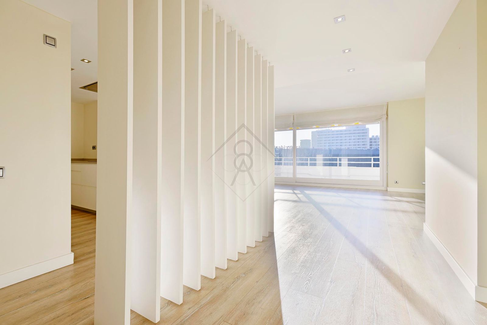 Piso de 3 dormitorios, 3 baños y 130m² en alquiler de temporada en Les Corts, Barcelona - foto 1 de 27