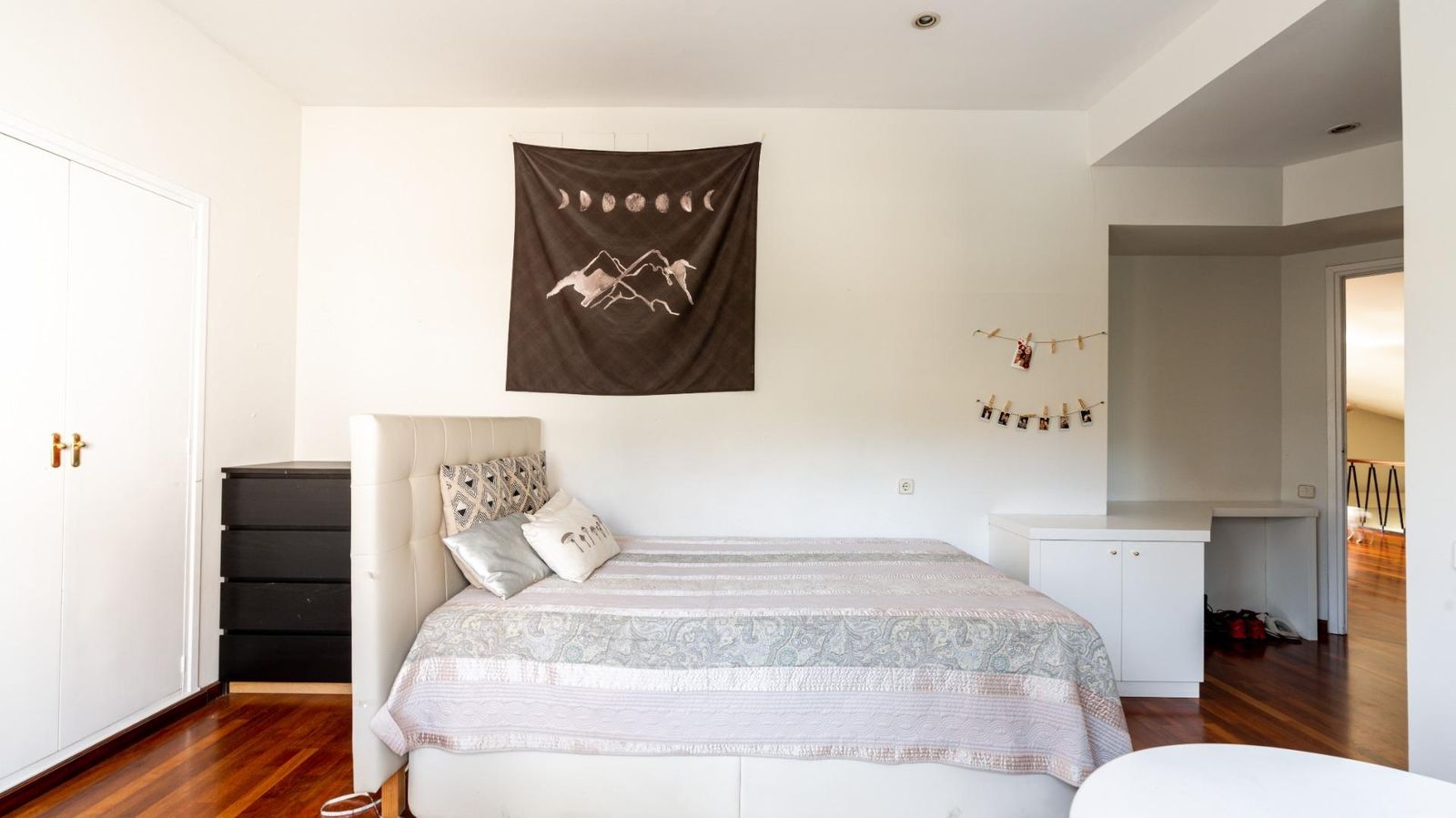 Casa de 4 dormitorios, 4 baños y 237m² en alquiler en Pedralbes, Barcelona - foto 13 de 82