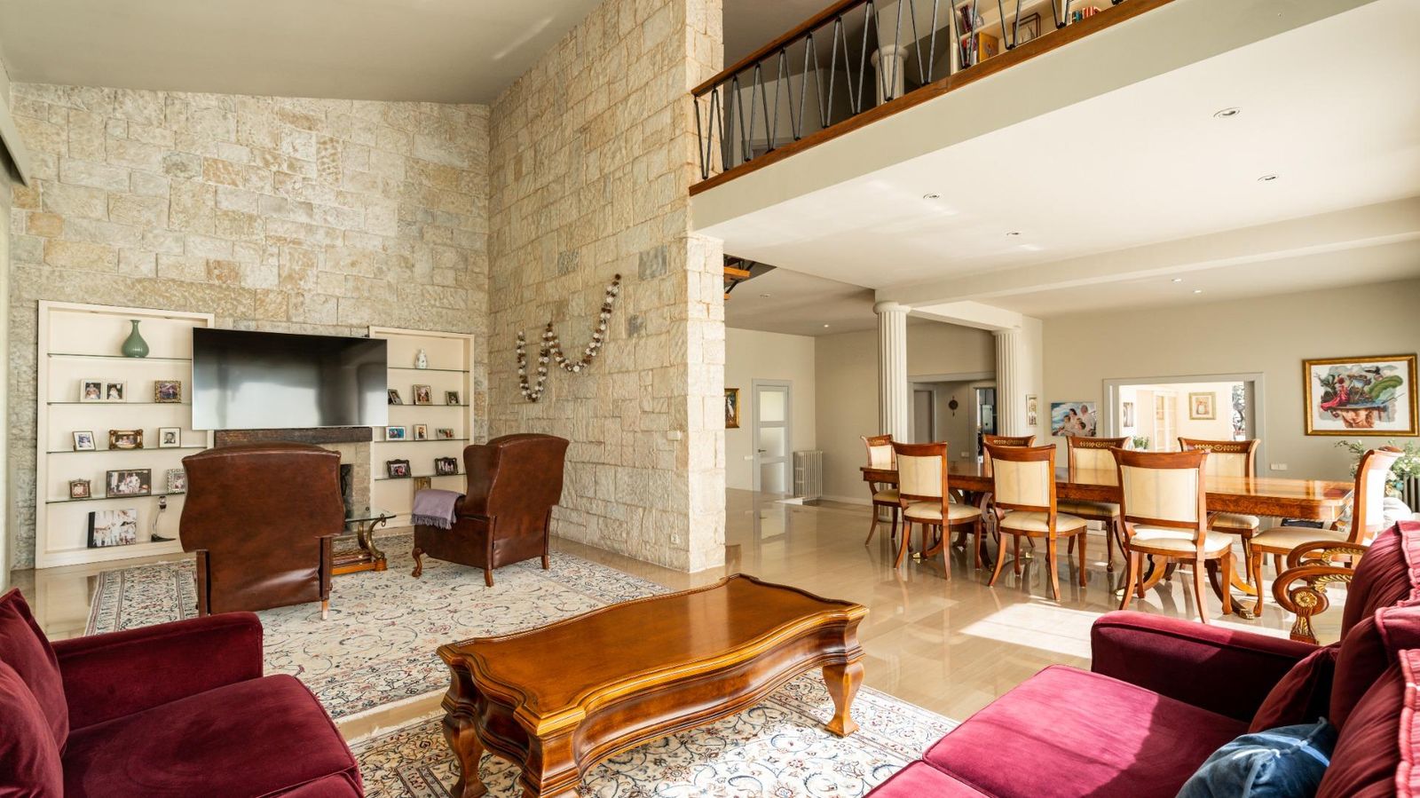 Casa de 4 dormitorios, 4 baños y 237m² en alquiler en Pedralbes, Barcelona - foto 7 de 82