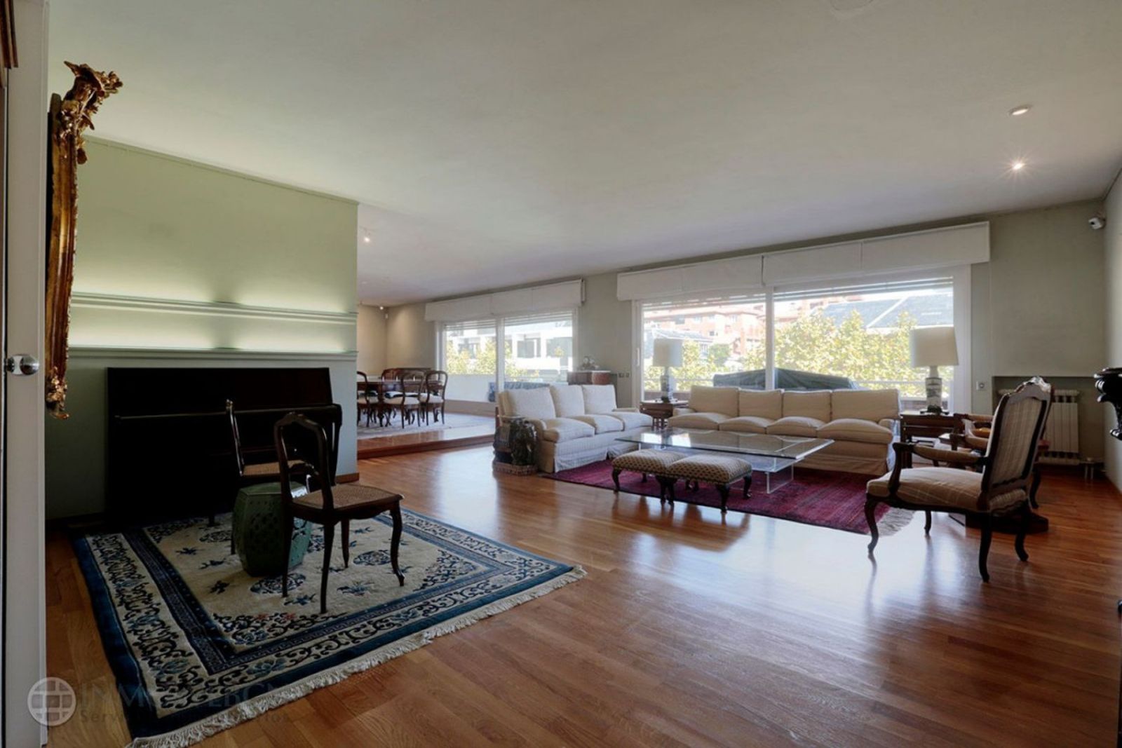 Apartamento de 3 dormitorios, 3 baños y 306m² en venta en Les Tres Torres, Barcelona - foto 9 de 30