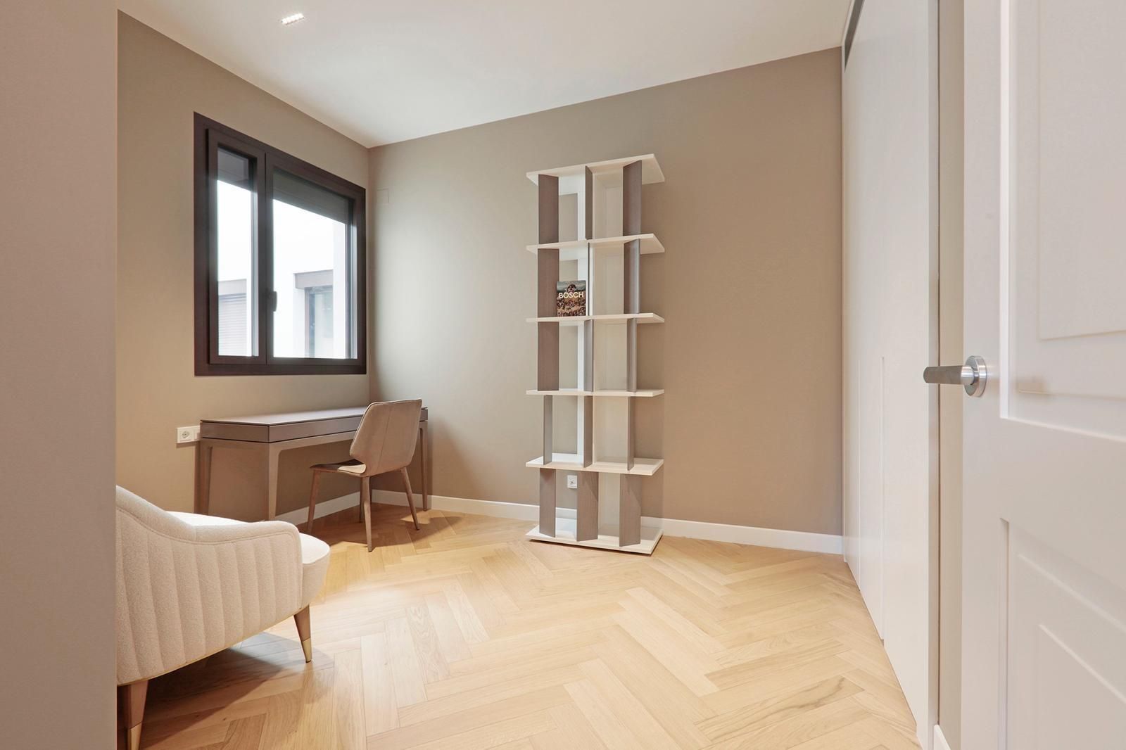 Apartamento de 4 dormitorios, 4 baños y 215m² en venta en Eixample, Barcelona - foto 6 de 12